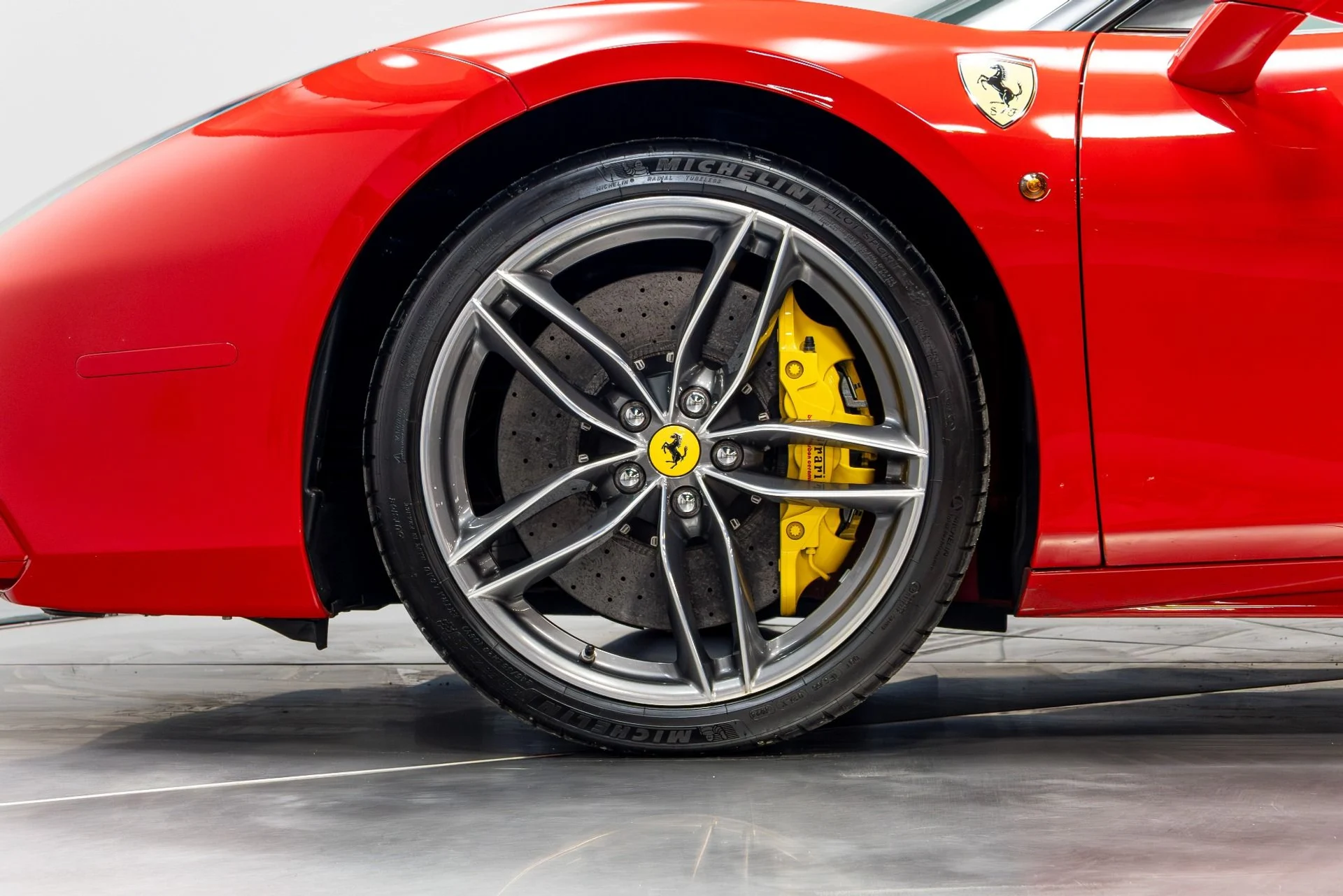 mph035_2906291618_Used_2018_Ferrari_488_GTB_1775864640_a5547fd6e6