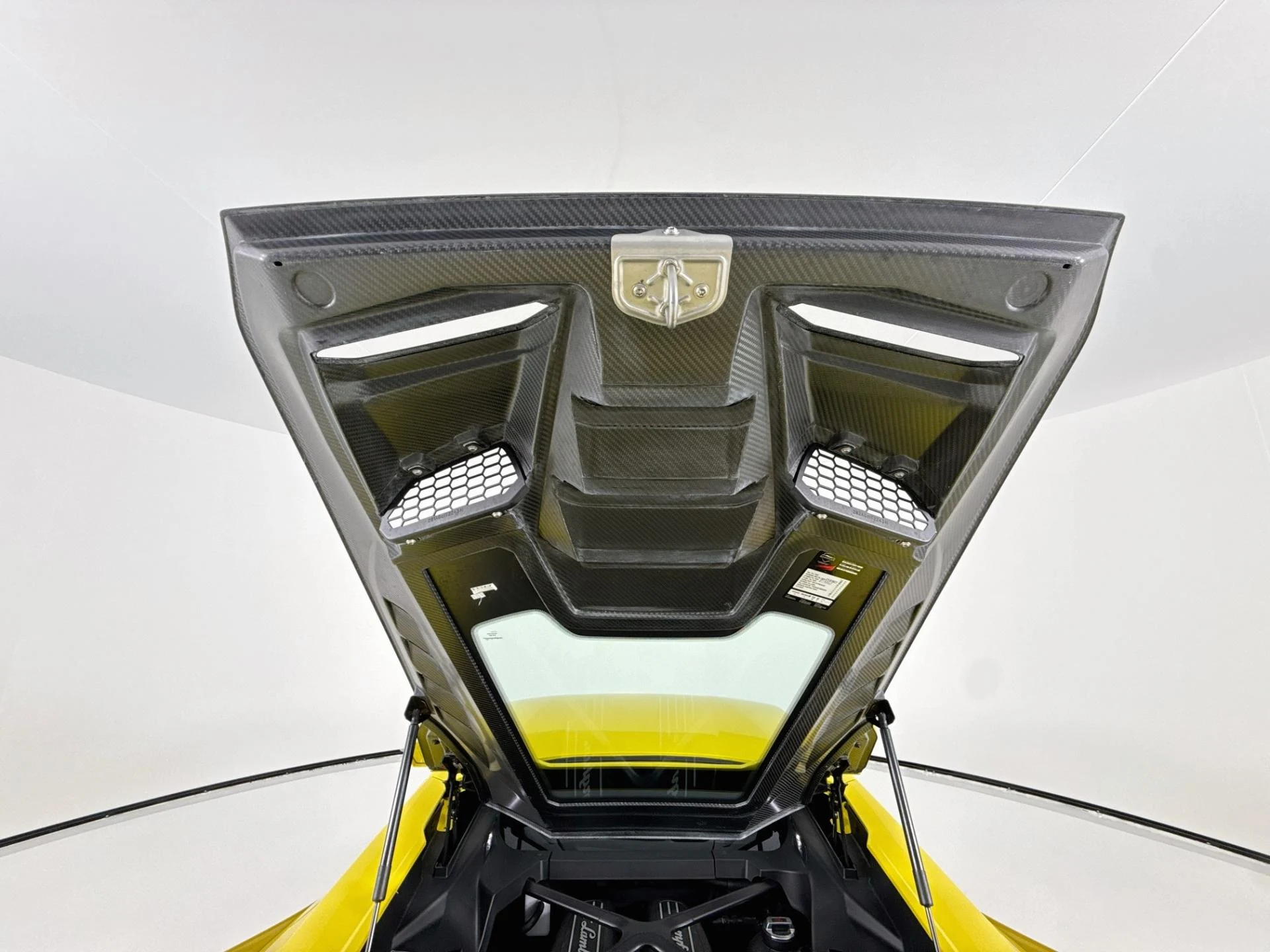 mph035_2906549710_Used_2023_Lamborghini_Huracan_Tecnica_1793401524_45114da904