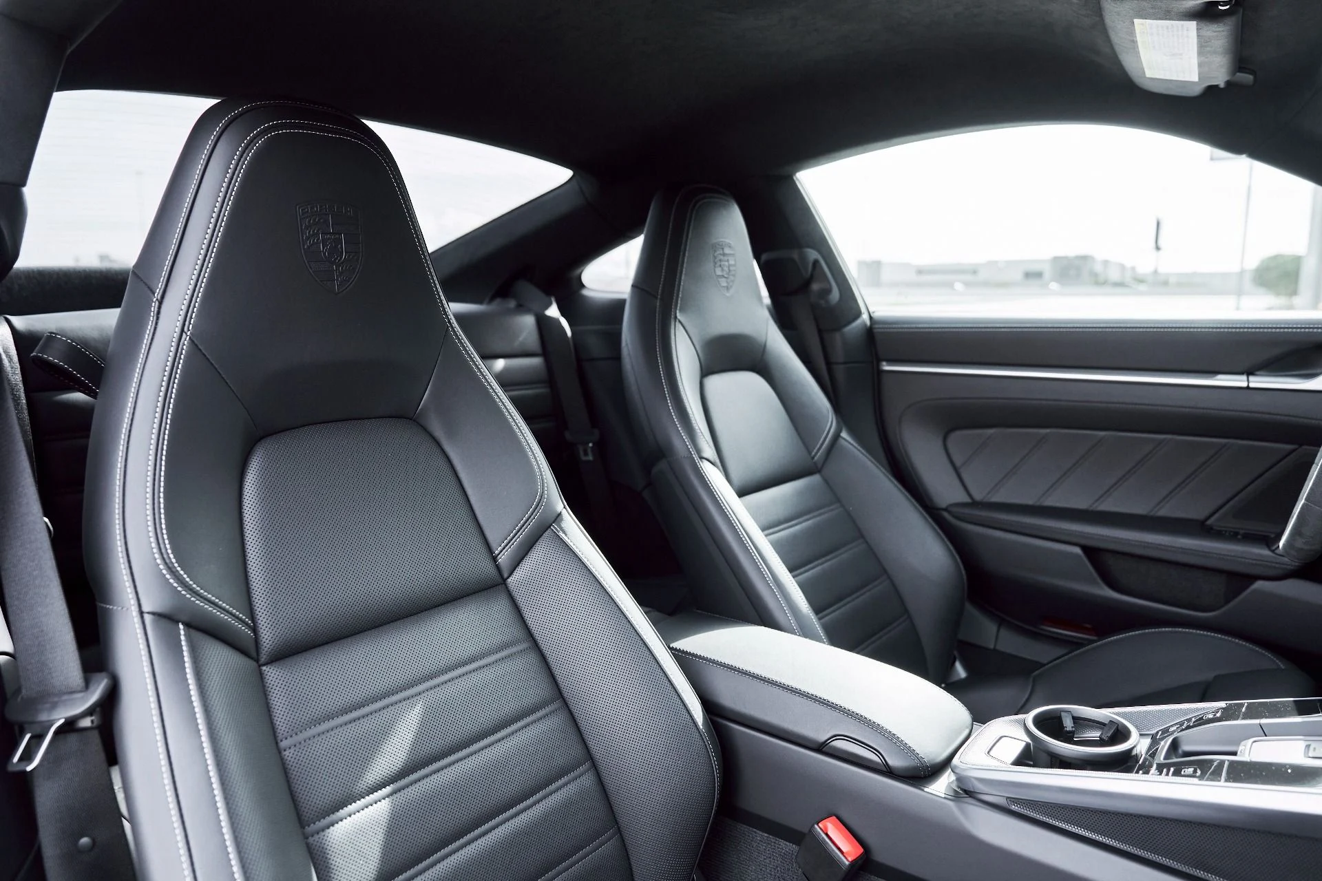 mph035_2912761759_Used_2024_Porsche_911_Turbo_1767745752_08d8e03d6b