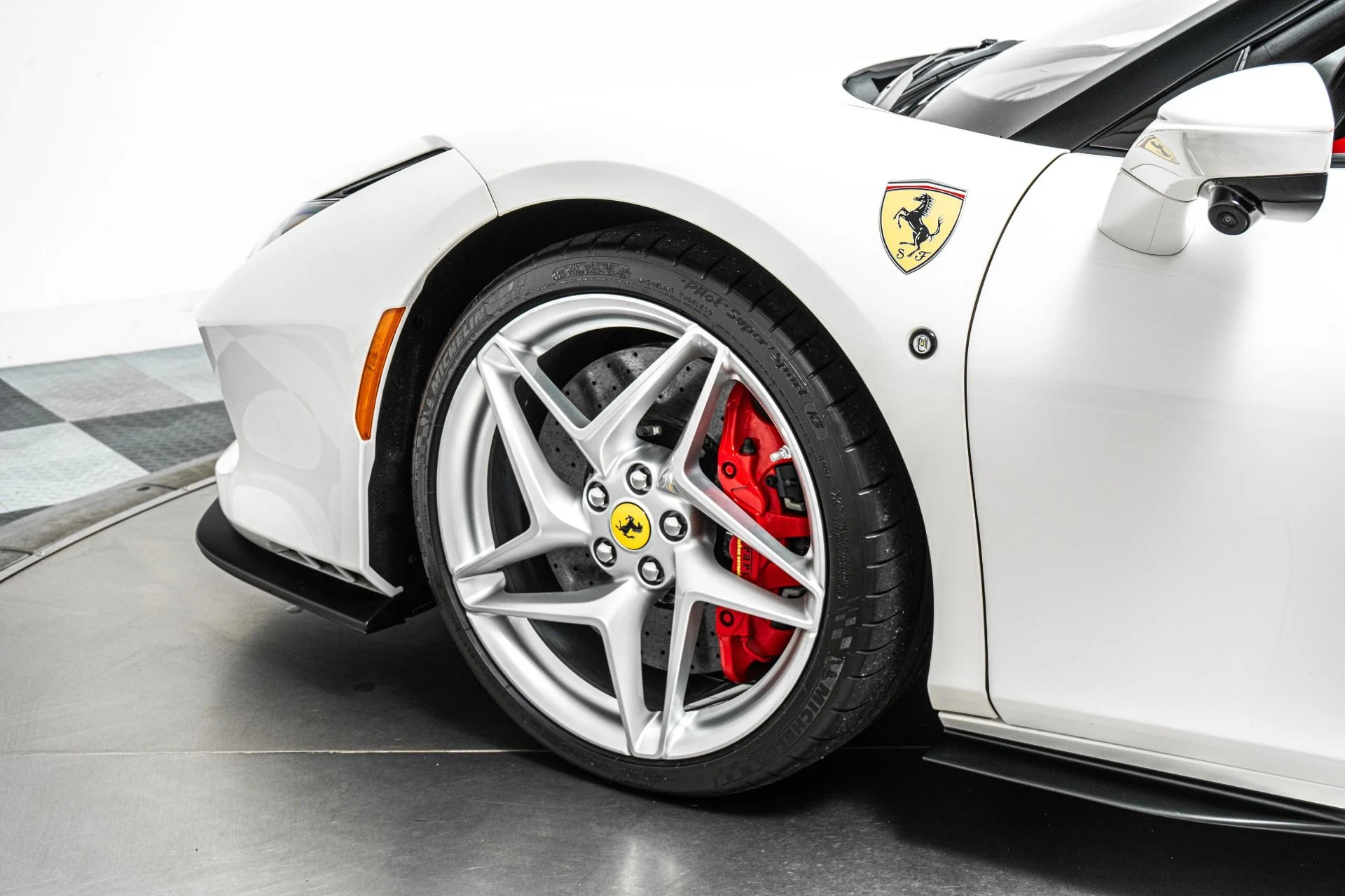 mph035_2929610748_Used_2023_Ferrari_F8_Spider_Low_Miles_Two_Tone_Paint_Carbon_Driving_Zone_Passenger_Display_1789405204_5d29f89be9
