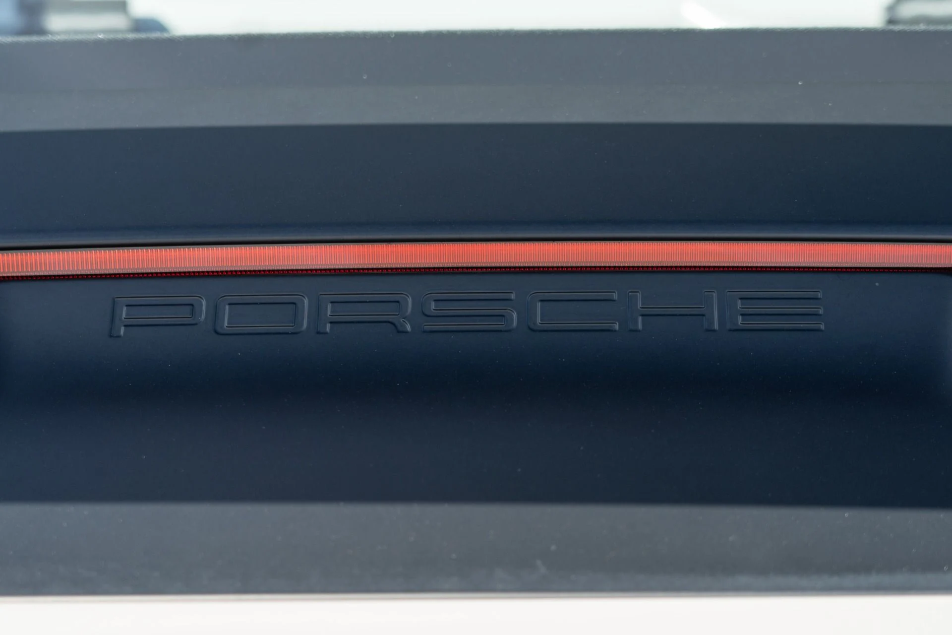 mph035_2944667707_Used_2019_Porsche_911_GT_3_RS_1759431879_6a4285df75