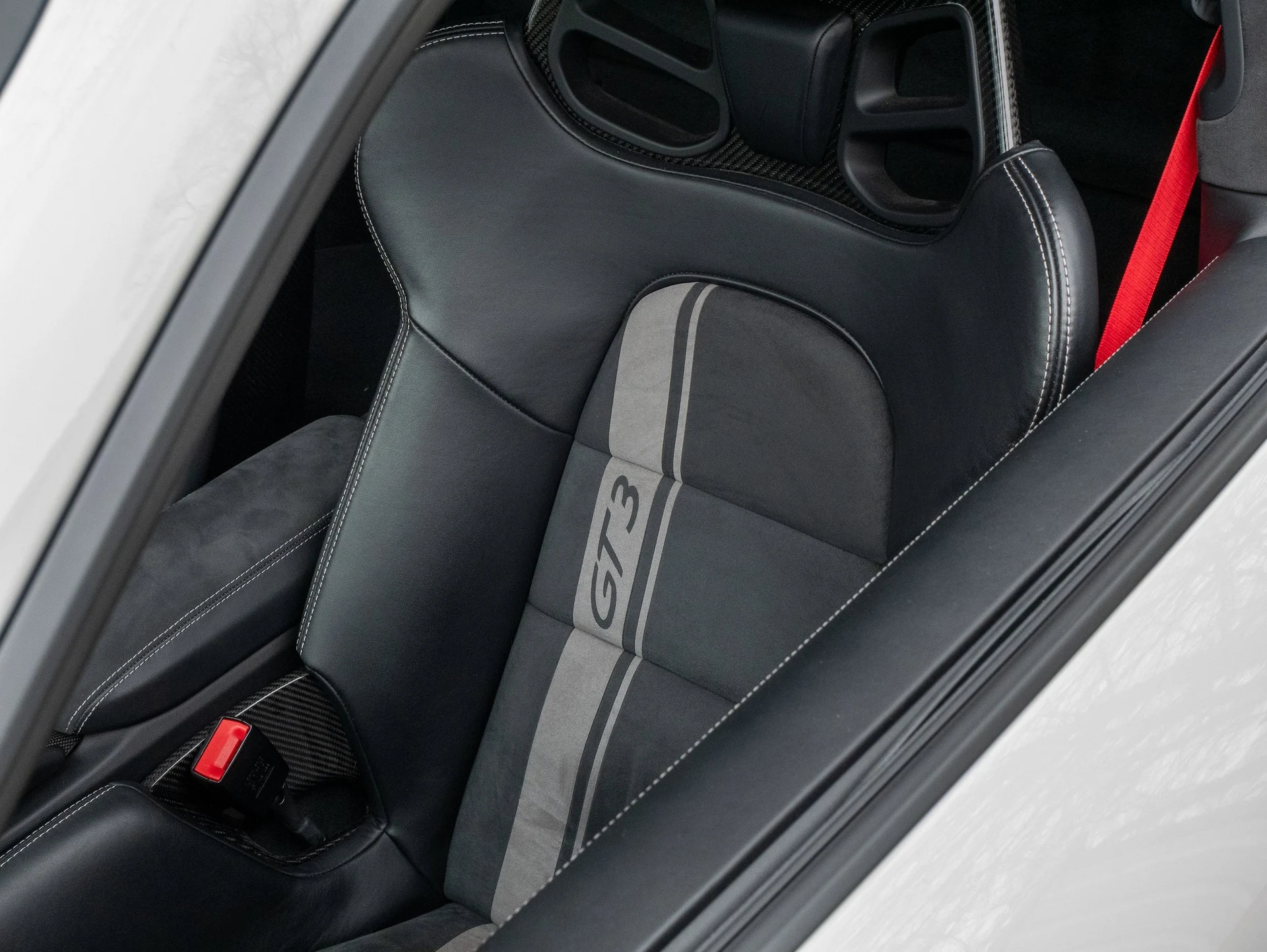 mph035_2946419983_eaa37e3f2078b7be4be6b852212b3218x_f6f4c32991