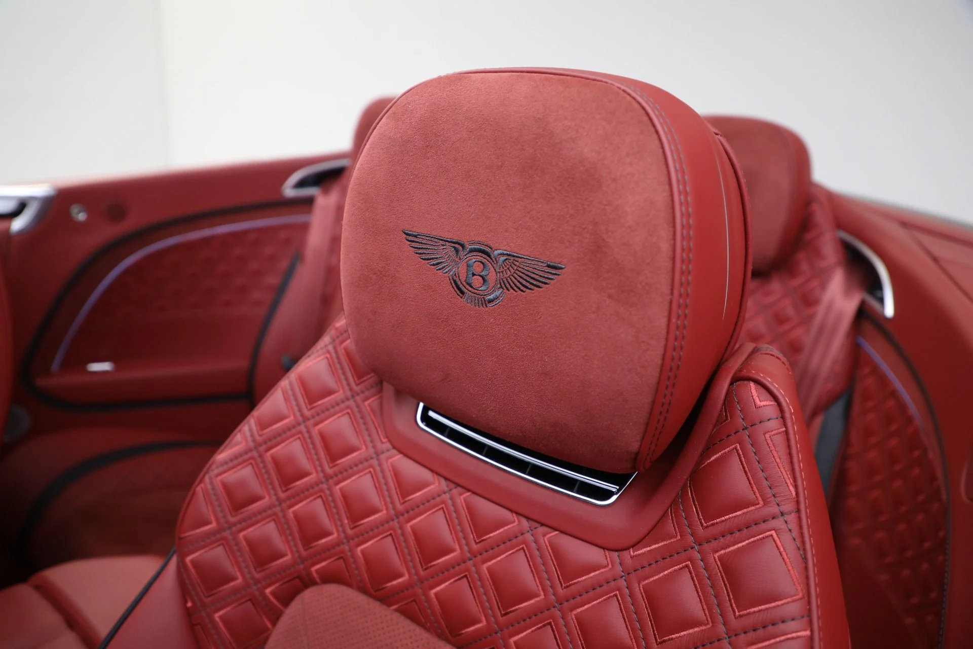 mph035_2952242280_Used_2022_Bentley_Continental_GTC_Speed_05dc5a6119