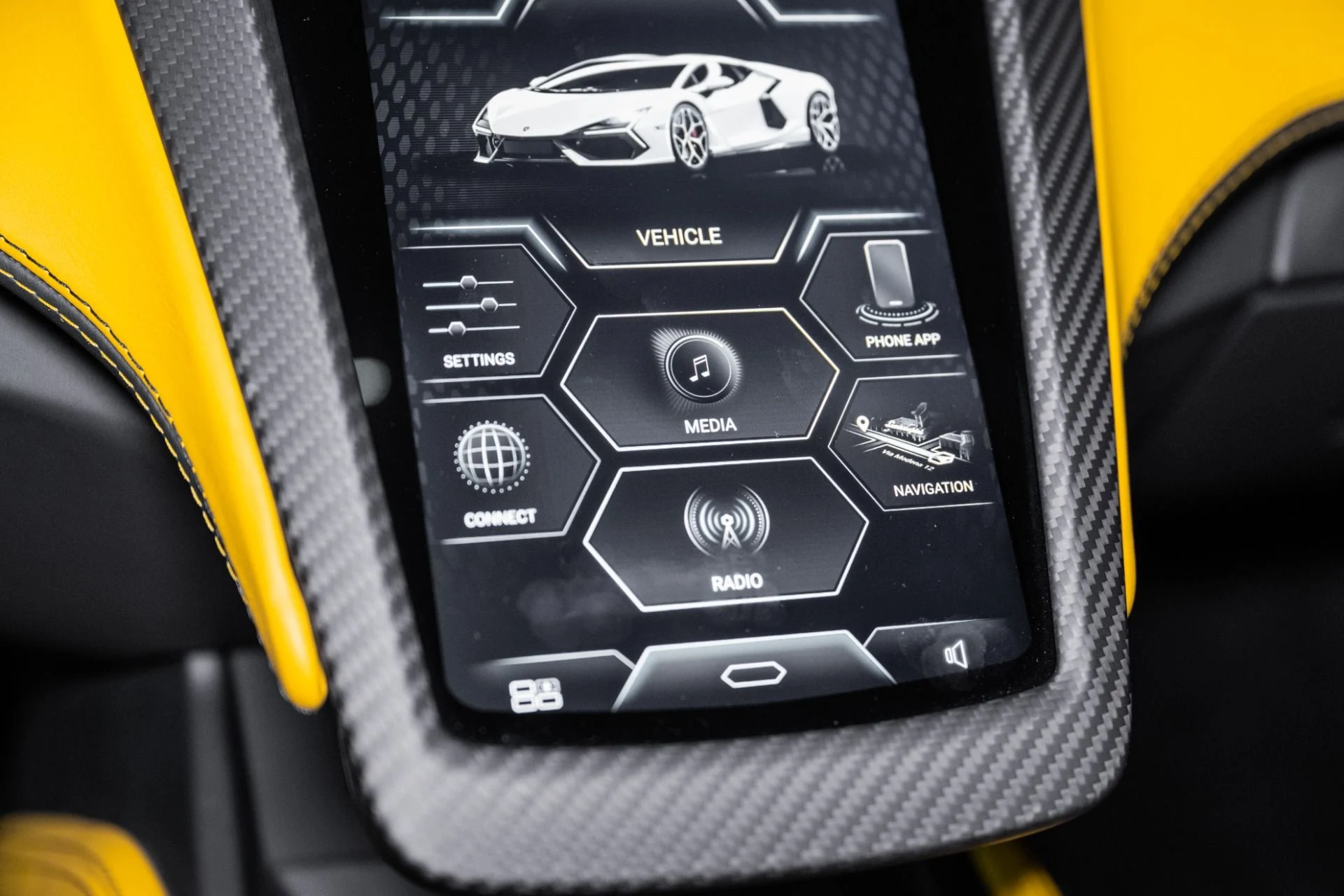 mph035_2954538785_Used_2024_Lamborghini_Revuelto_1761662610_9563d16734