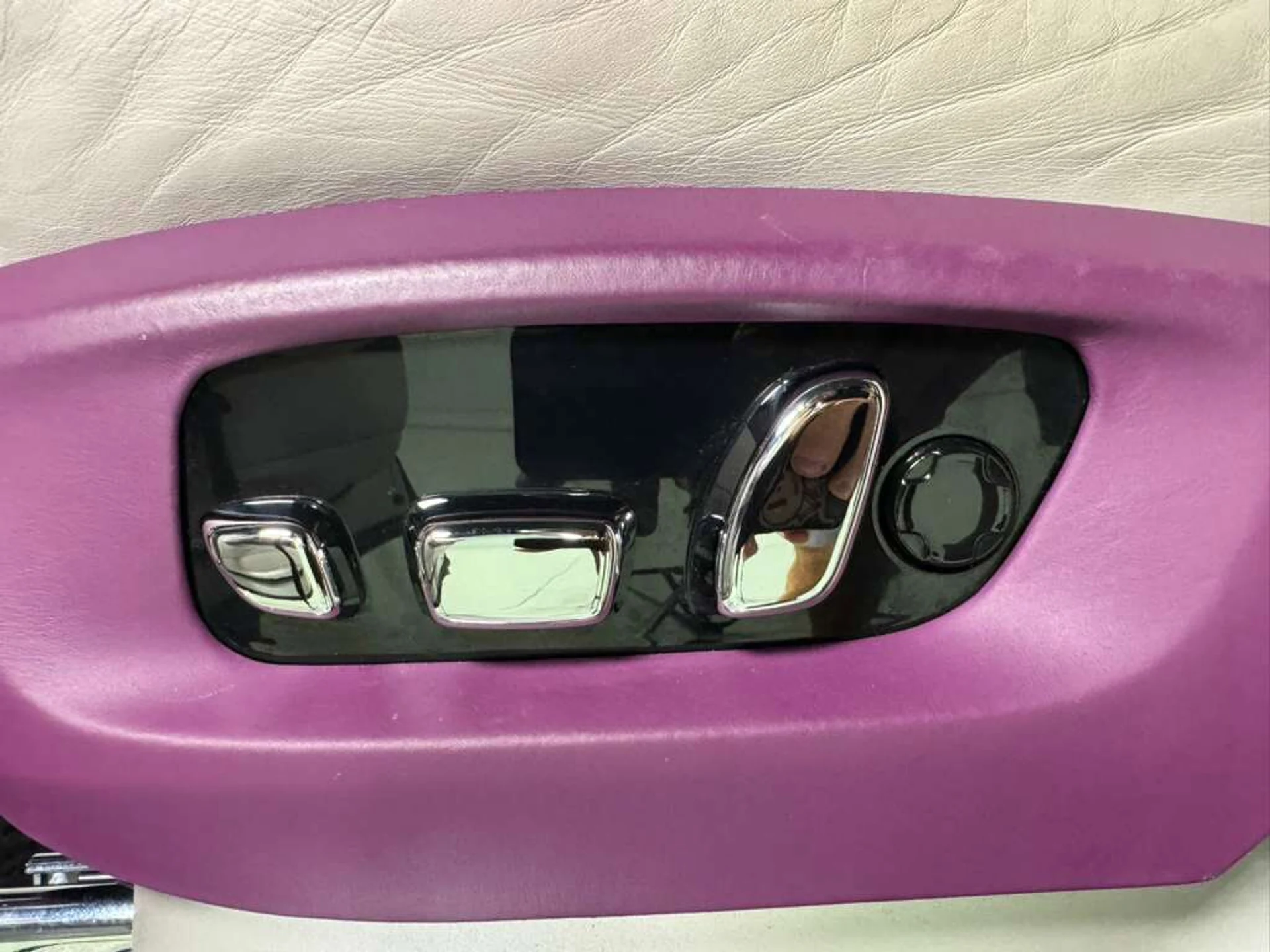 mph035_2954559855_ca0d93f0f54558706c83a5d1a1a0f888_48446743fb