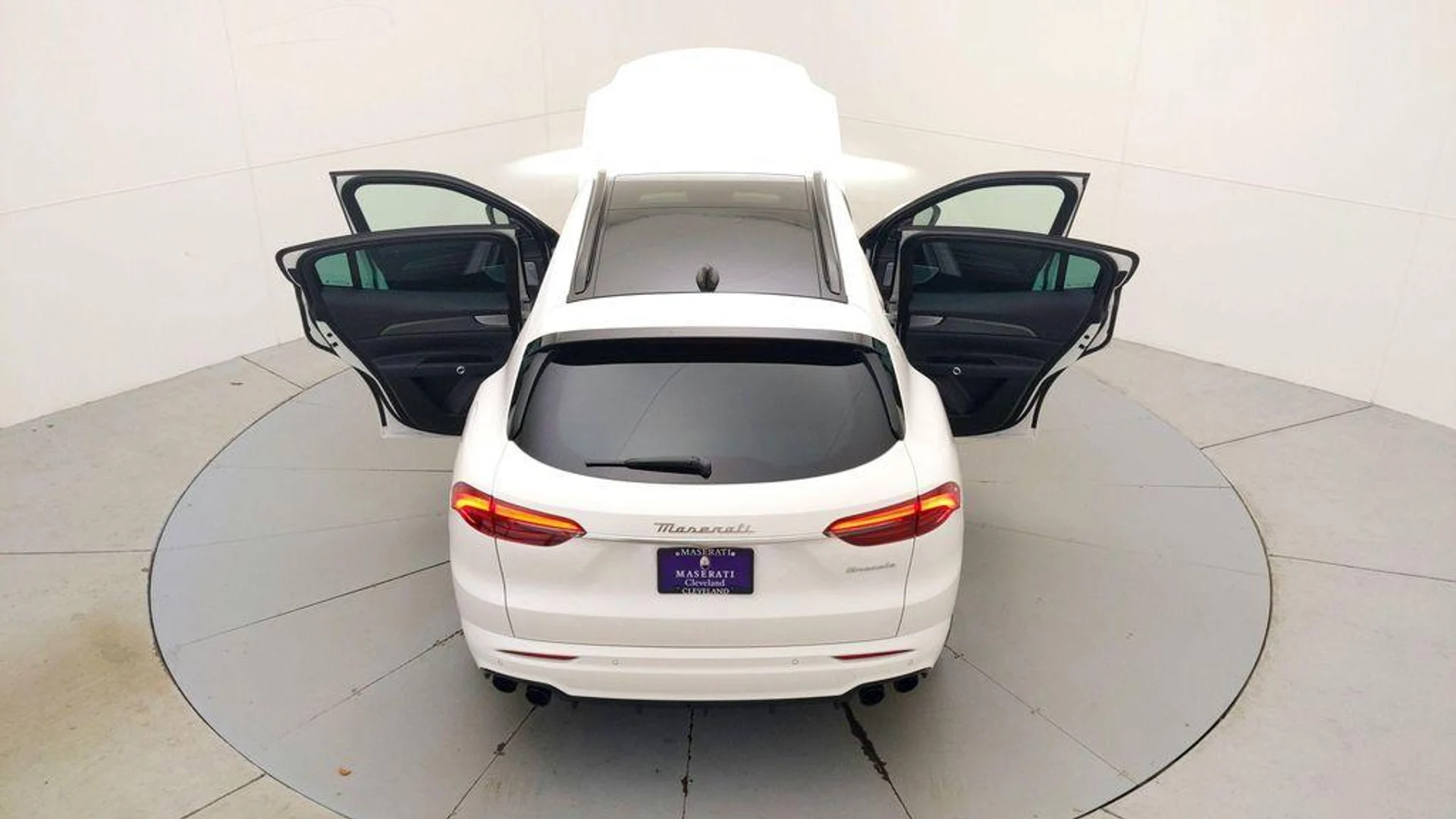 mph035_2964133319_R_Zxt_O8b_Si_VI_Fz_L_Tw2i5i9x7o8_VI_857cfc6216