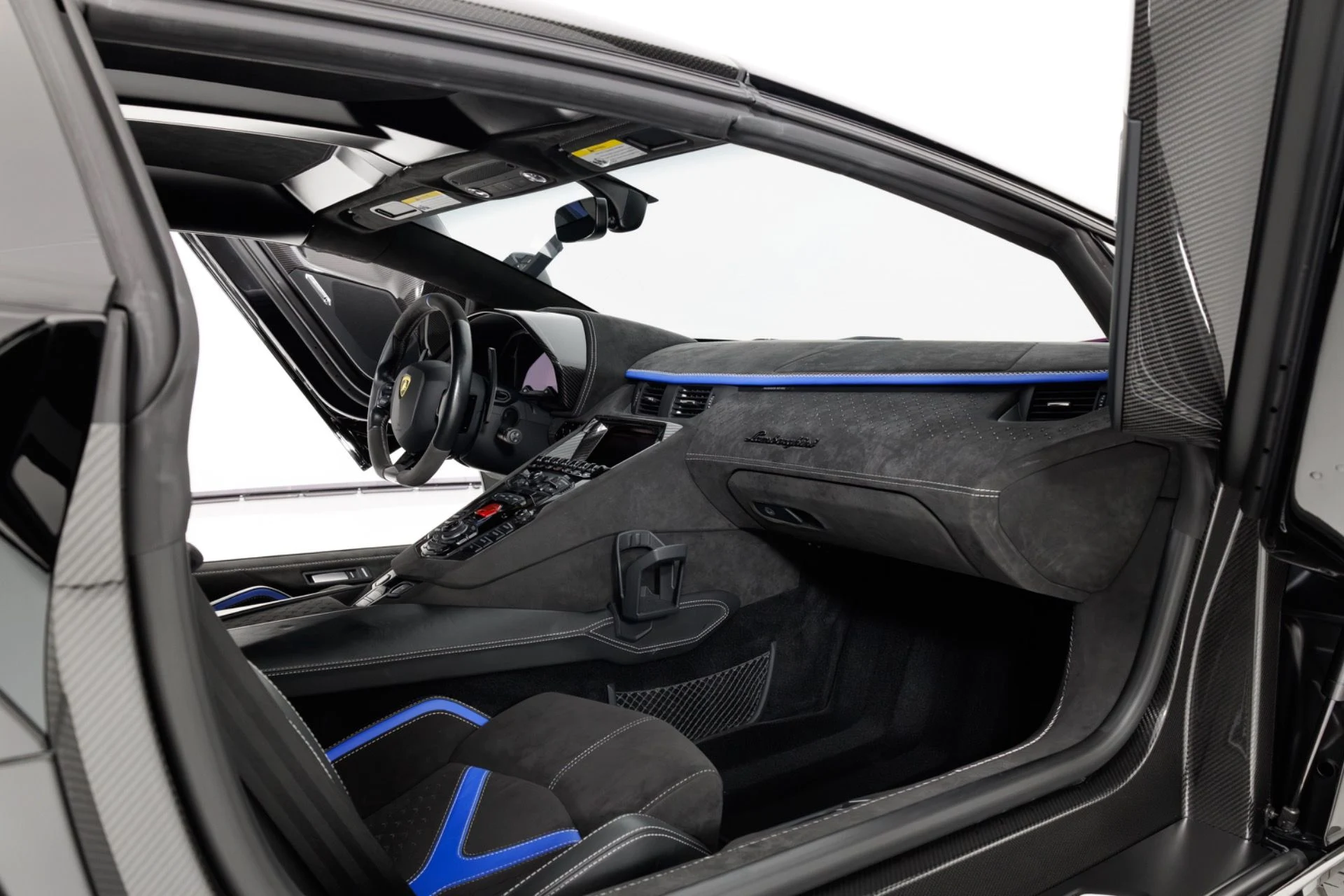 mph035_2964712089_Used_2022_Lamborghini_Aventador_LP_780_4_Ultimae_Roadster_1793224005_c24a09844a