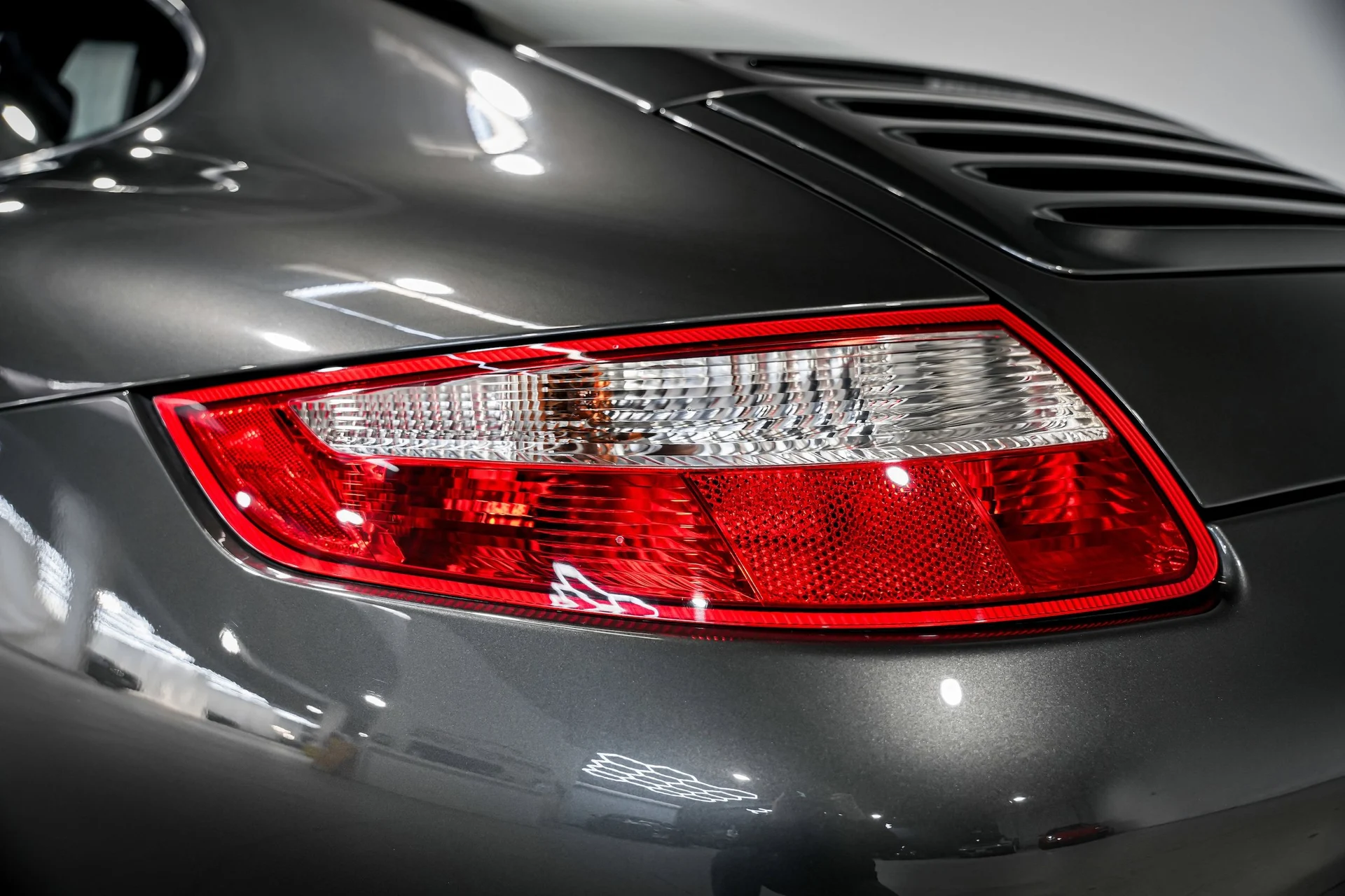 mph035_2968226922_2ae5e7a01c00b43b68c91467610bffe1x_3ca49b9bde