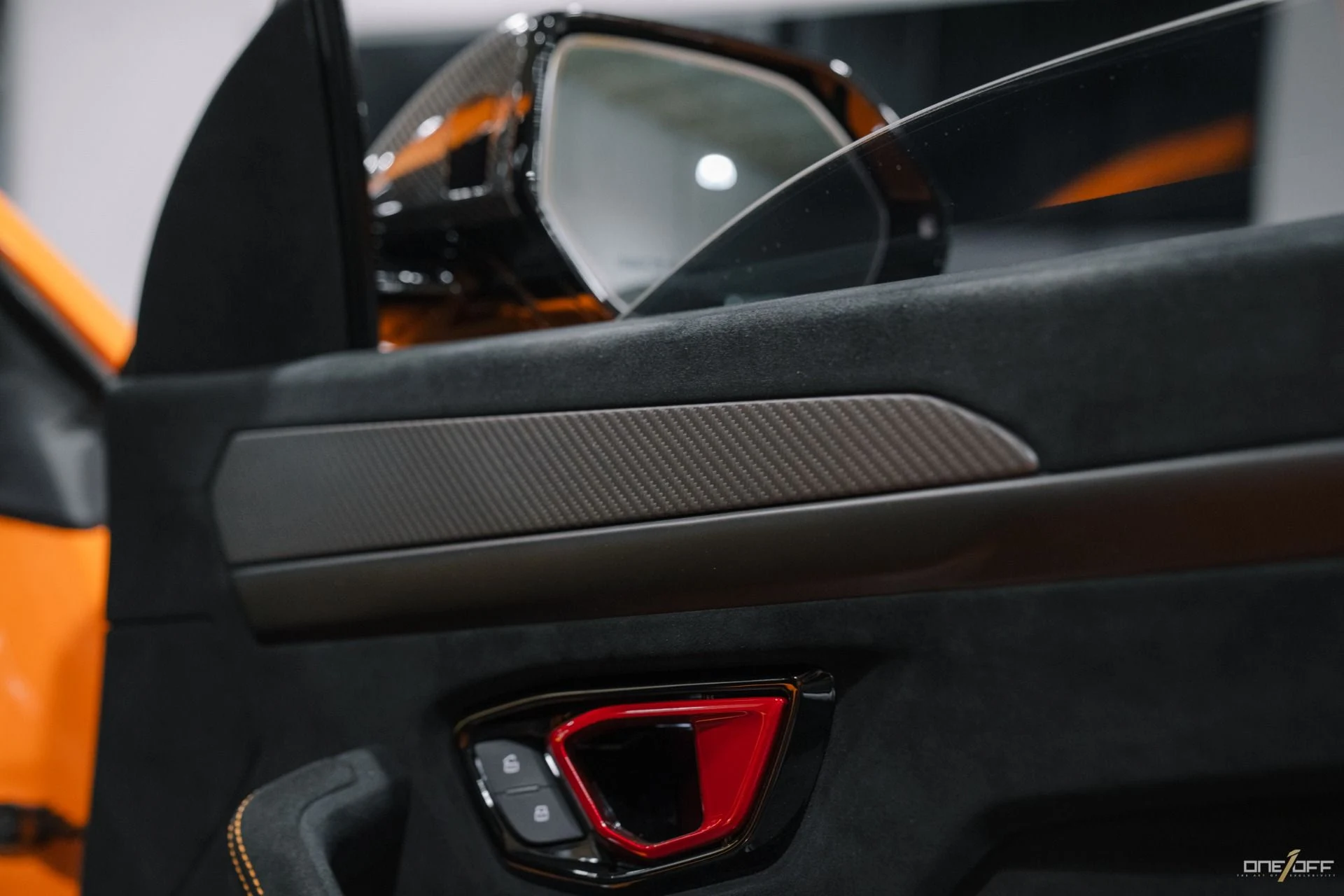 mph035_2973464194_Used_2023_Lamborghini_Urus_Performante_in_Arancio_Borealis_350_K_MSRP_Exposed_Carbon_Hood_1754940497_2980fcc581