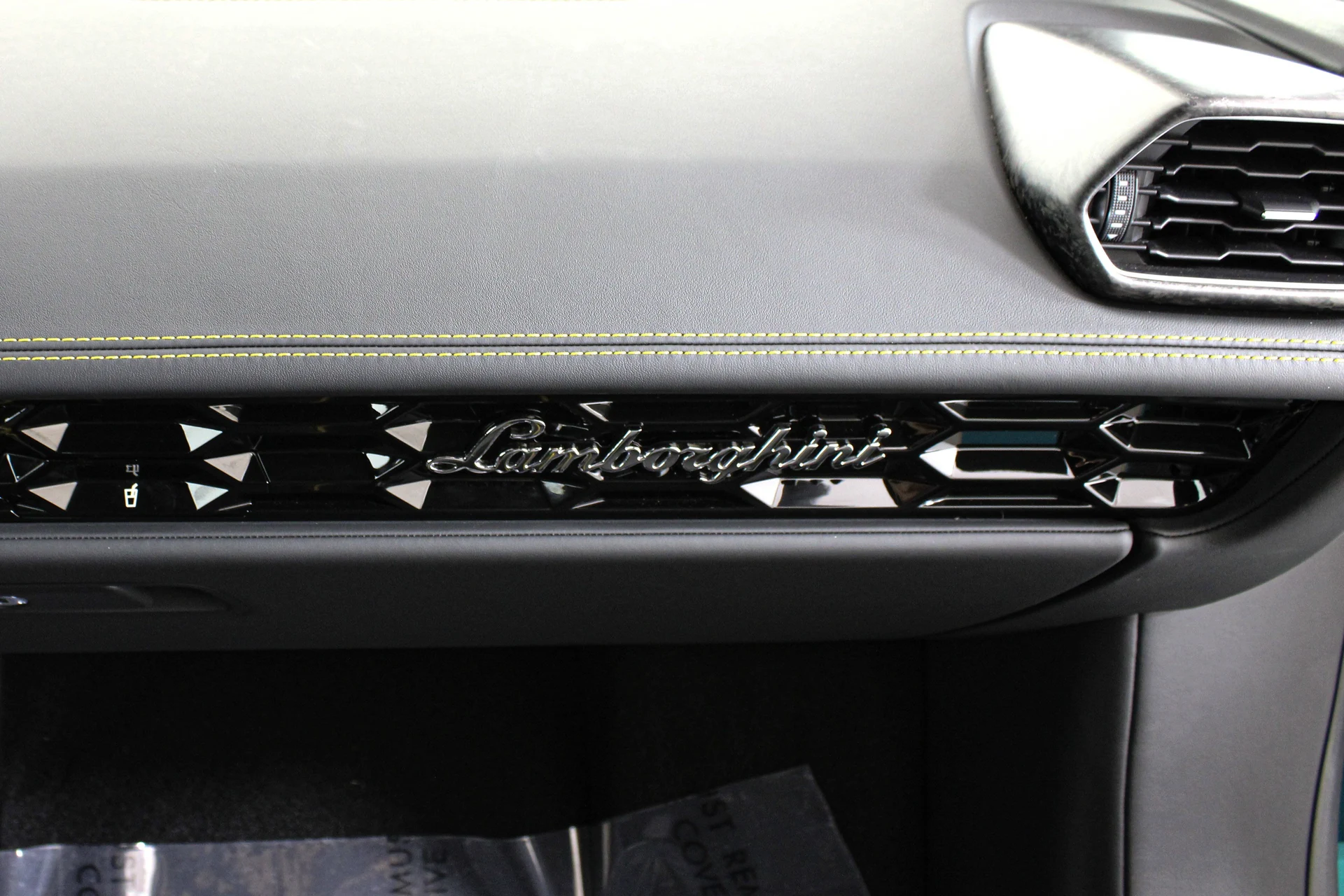 mph035_2974138712_76550c90448869b69eb1f3a49d618fa4_f7a05f8a88