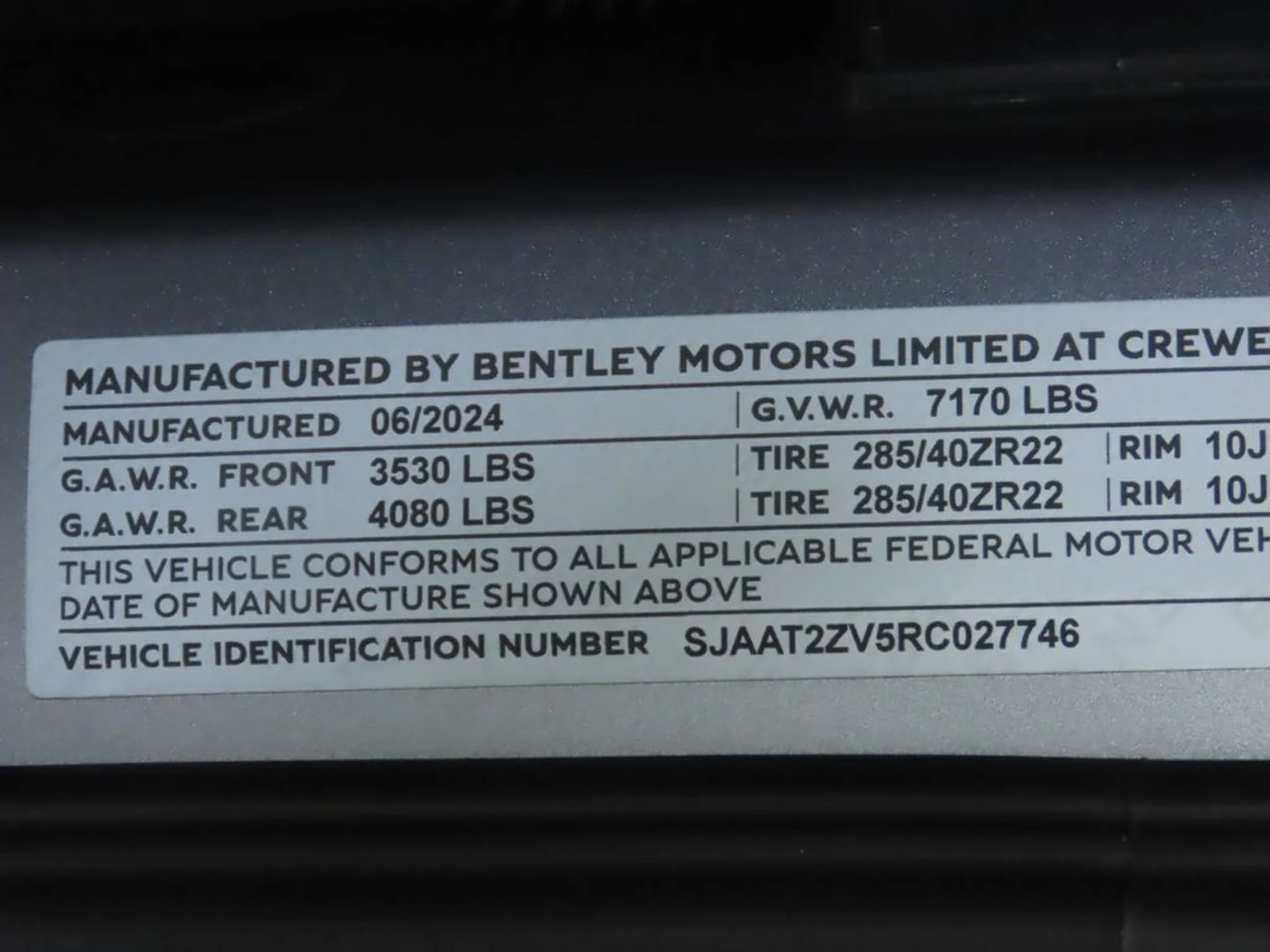 mph035_2977371164_used_2024_bentley_bentayga_v8awd_8119_22892488_36_1024_2d739250ef