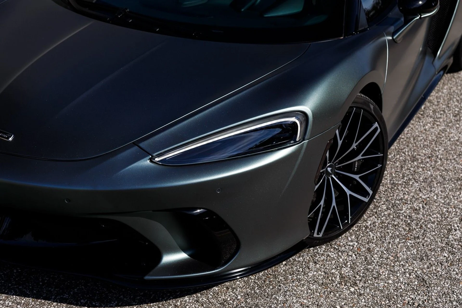 mph035_2979064425_638_p36_l_43edfda86a