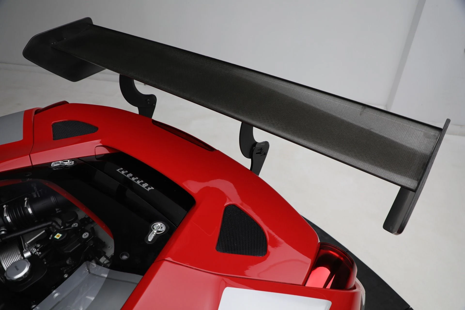mph035_2979932038_Used_2022_Ferrari_488_Challenge_05a661ea9a