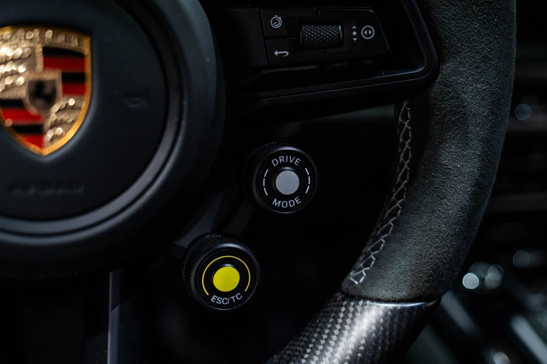 mph035_3006684228_Used_2024_Porsche_911_GT_3_RS_Arctic_Grey_Weissach_Package_1768063574_fde81b7acc