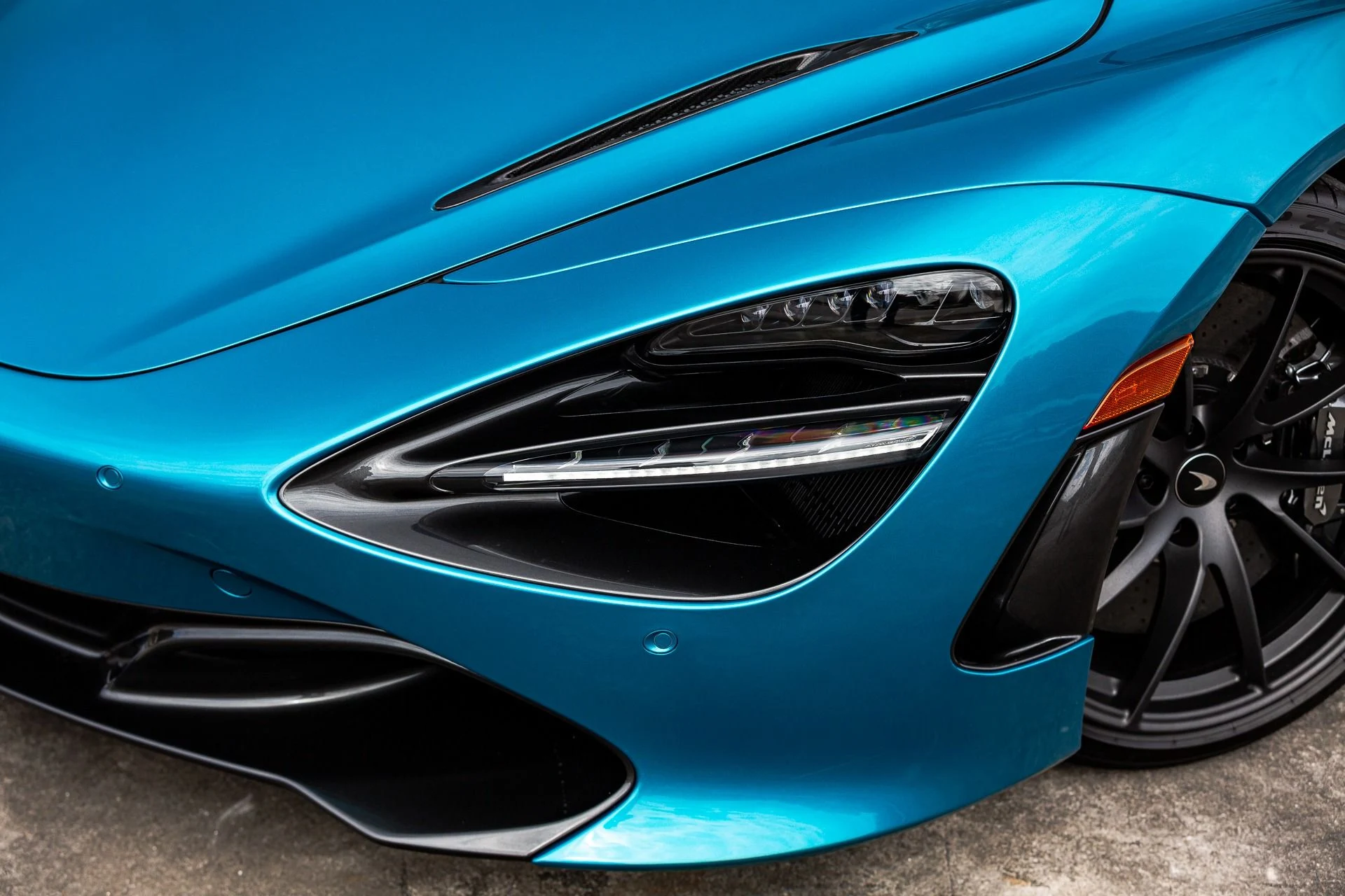 mph035_3018369189_24_p36_l_a7e8a87f7c