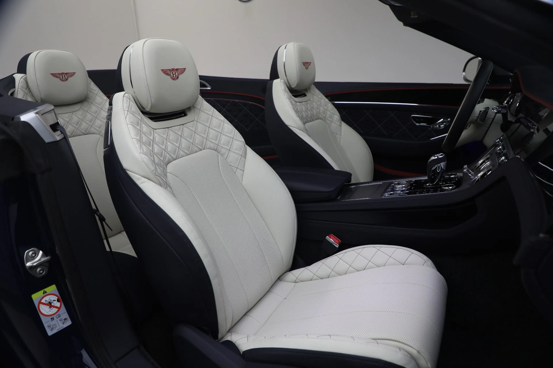 mph035_3020423241_Used_2022_Bentley_Continental_GTC_V8_1774912125_32ce3abd95