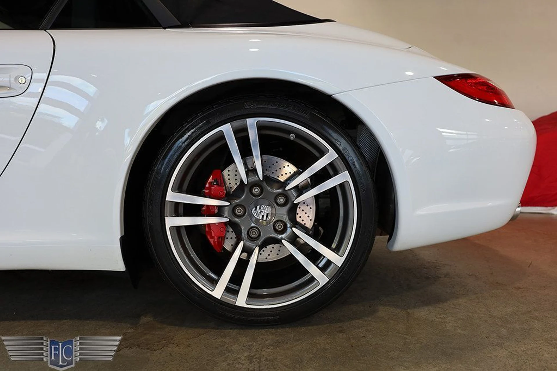 mph035_302515664_used_2012_porsche_911_2drcabriolet997carreras_9689_23016607_36_1024_2ef772261d