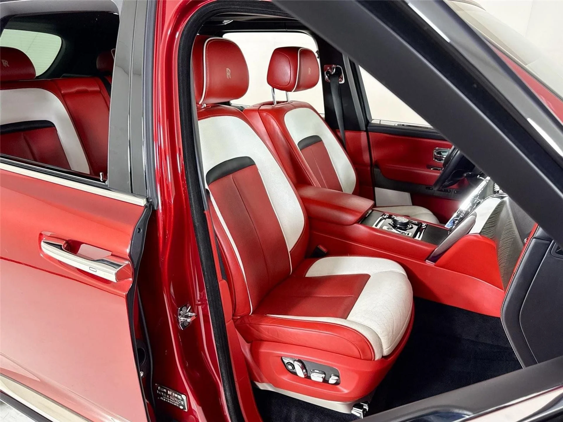 mph035_3026083649_3dc0f84a14dd41182426742ae60ee07a_7dd72b5807