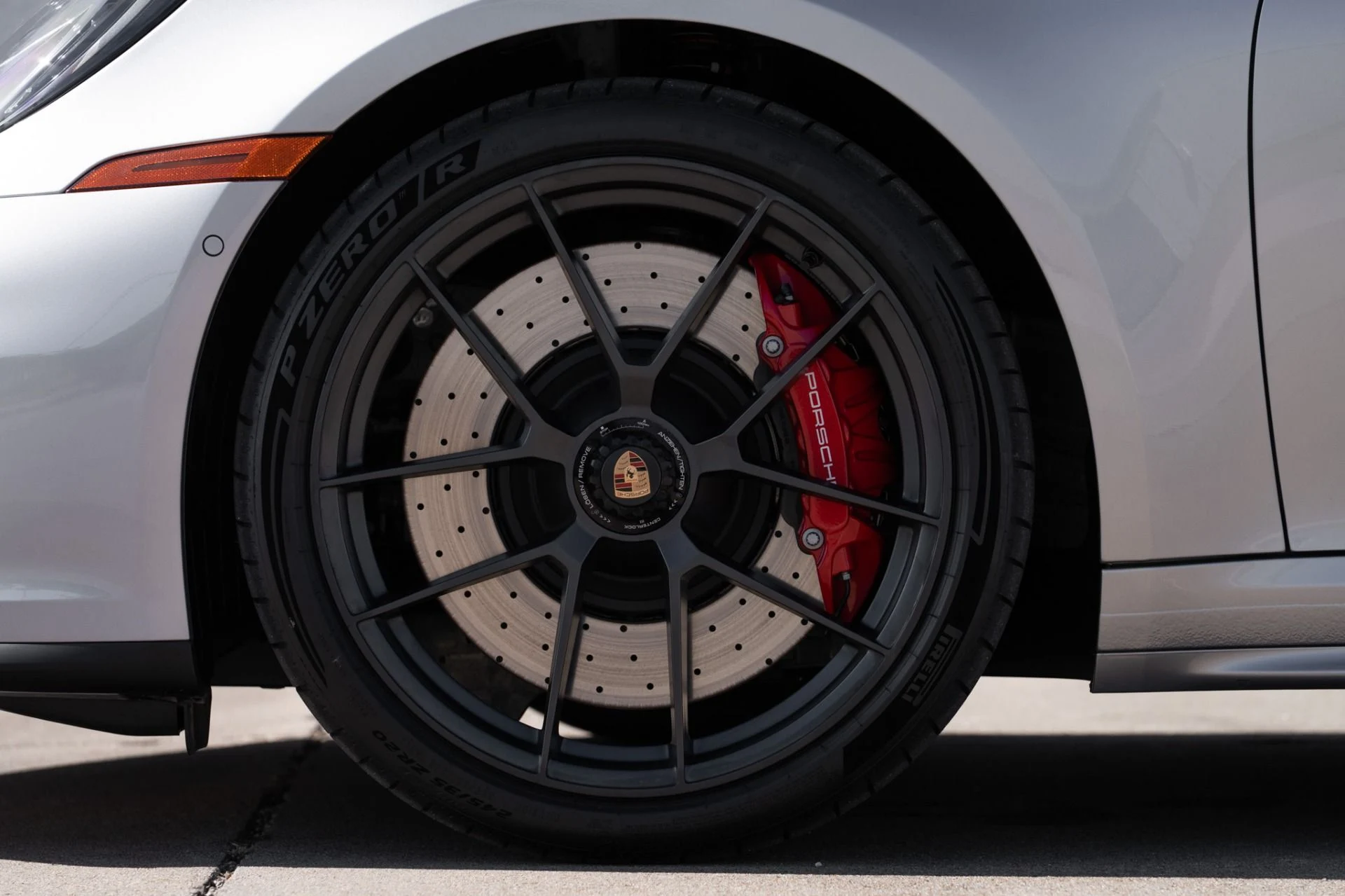 mph035_3026149384_Used_2026_Porsche_911_Targa_4_GTS_Targa_4_GTS_1767211838_a543ad9a15