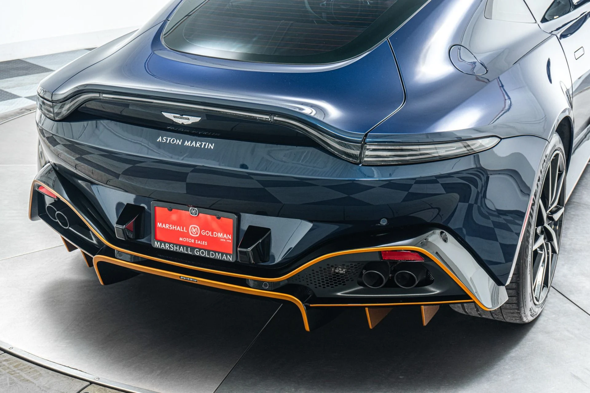 mph035_304685920_Used_2020_Aston_Martin_Vantage_Black_Bodypack_Tech_Collection_1783017471_71749eb7bc