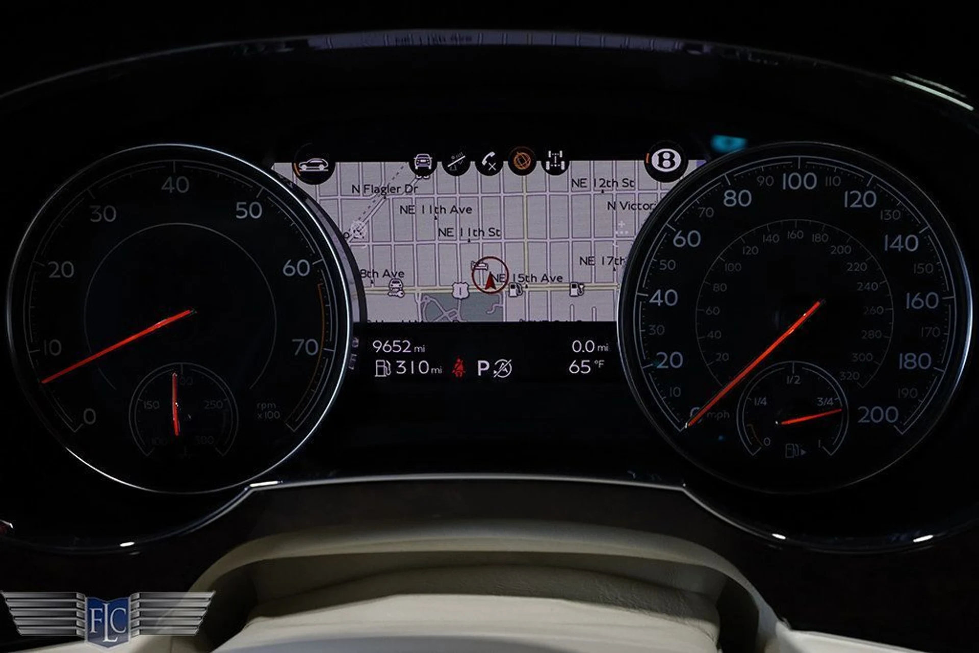 mph035_3050640308_used_2018_bentley_bentayga_onyxeditionawd_9689_22935440_36_1024_d39c37521b