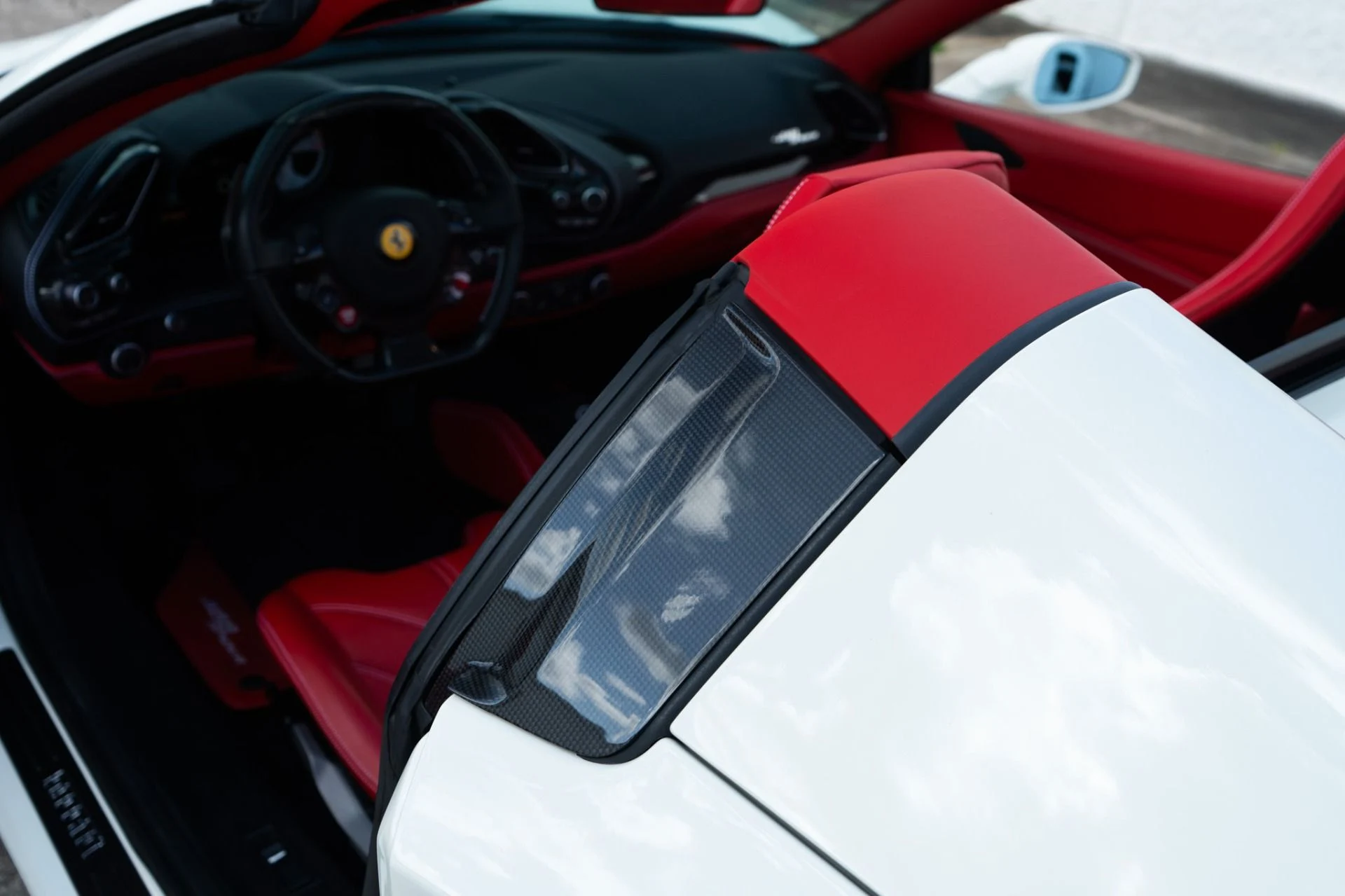 mph035_3052446659_Used_2018_Ferrari_488_Spider_1781219739_feb3d25f9f