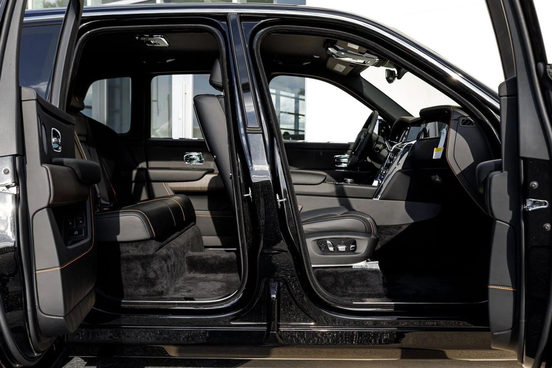 mph035_3065393641_39b0be5f571e1c90402c906a83154485x_01e07a1543