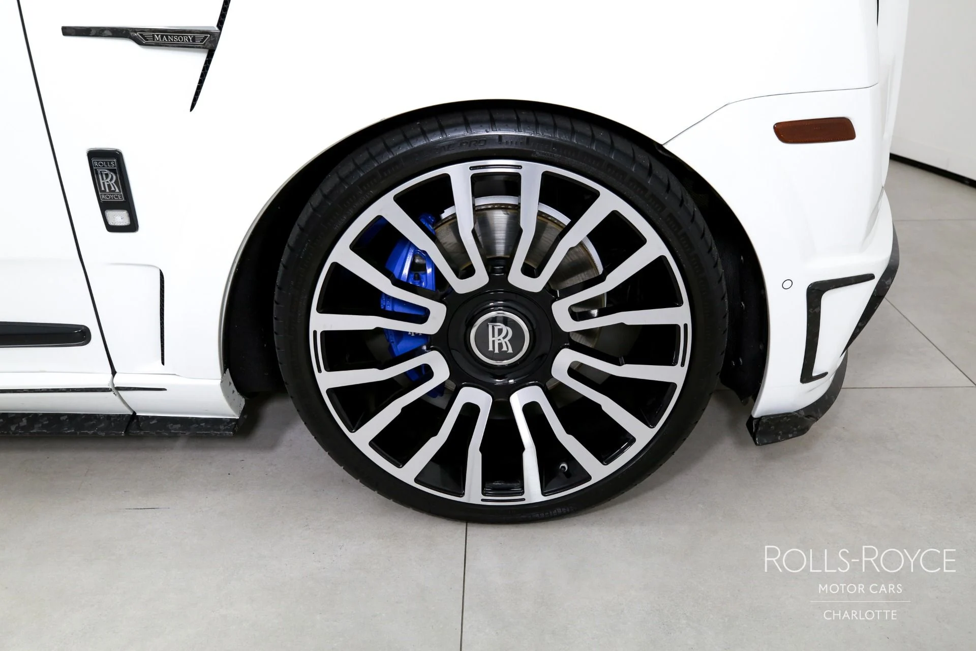 mph035_3084769761_Used_2024_Rolls_Royce_Cullinan_1784324351_63d355b50d