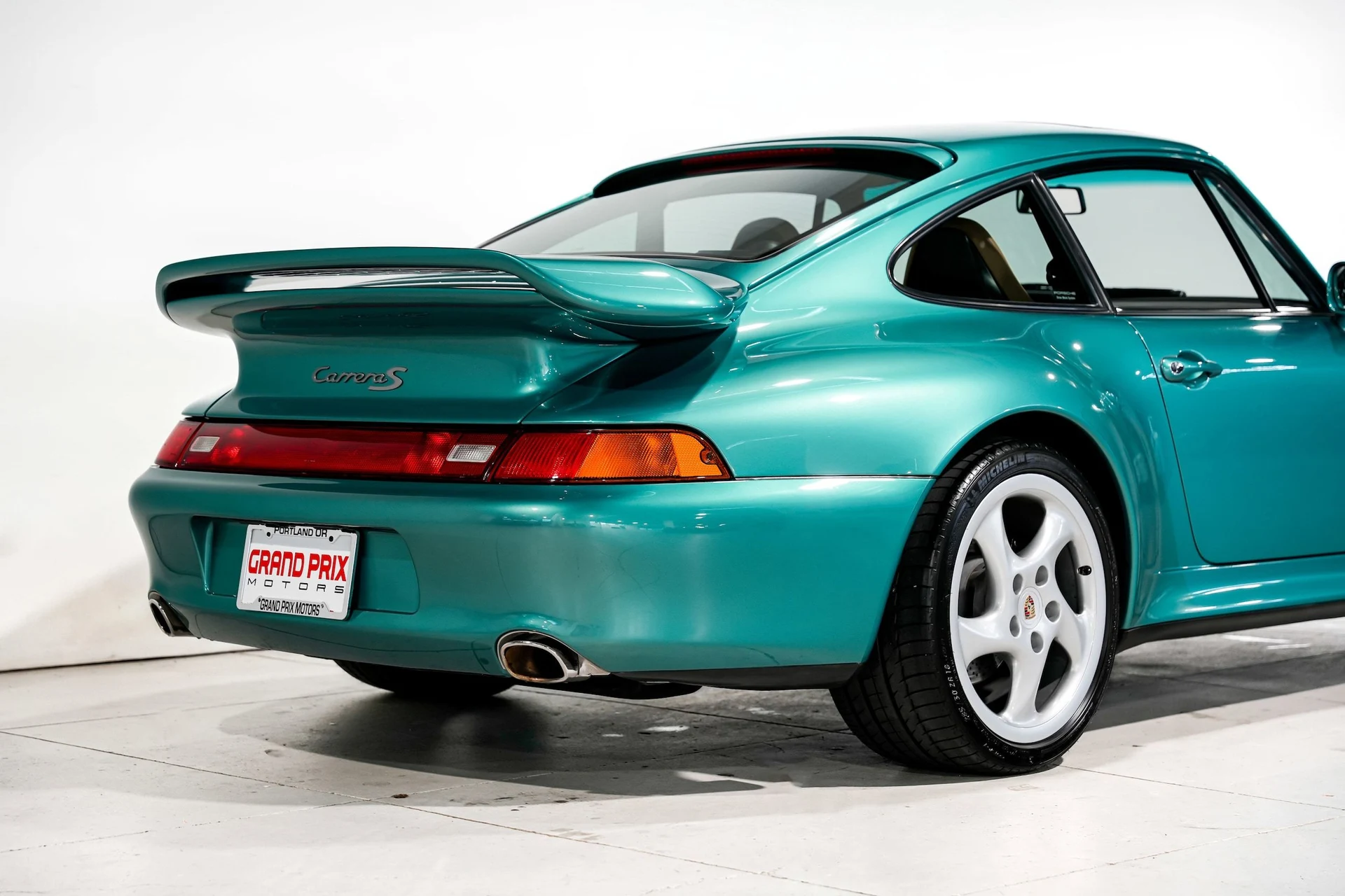 mph035_3089078203_86f4429bfe5c800a8f4a46f451a39805x_b9d15b731e