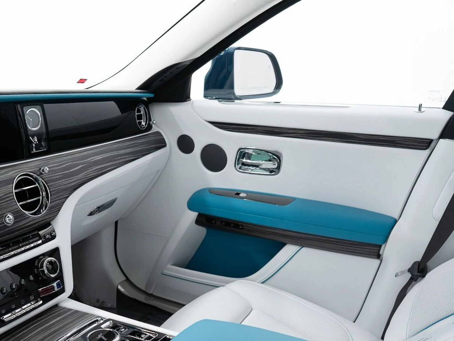 mph035_3091351845_8d4b8b8a947848f569a3e00525c8bd96_d4375ae057