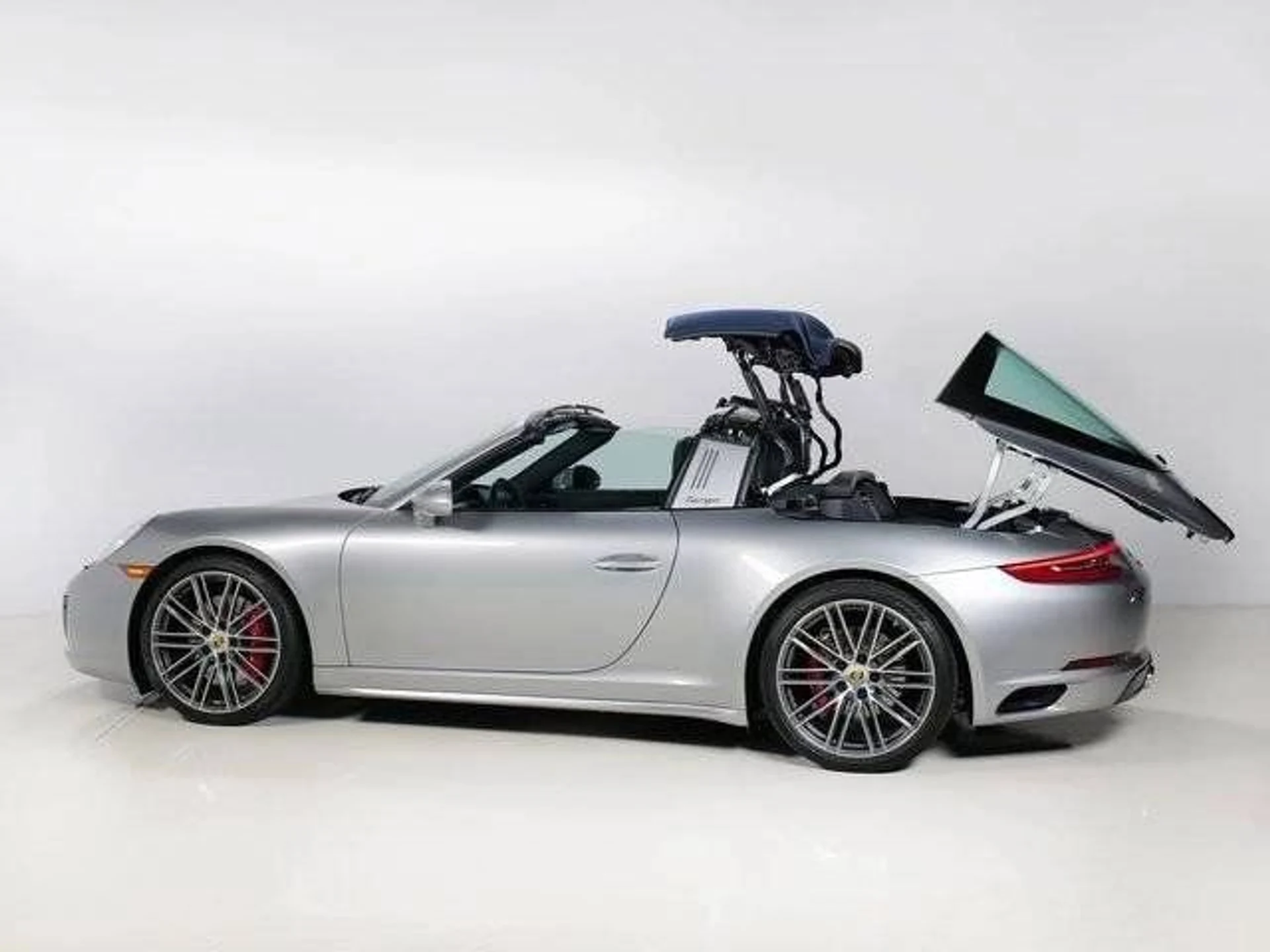 mph035_3092479830_bcfb24855f9879030e0f31b78edf1acb_d070247a96