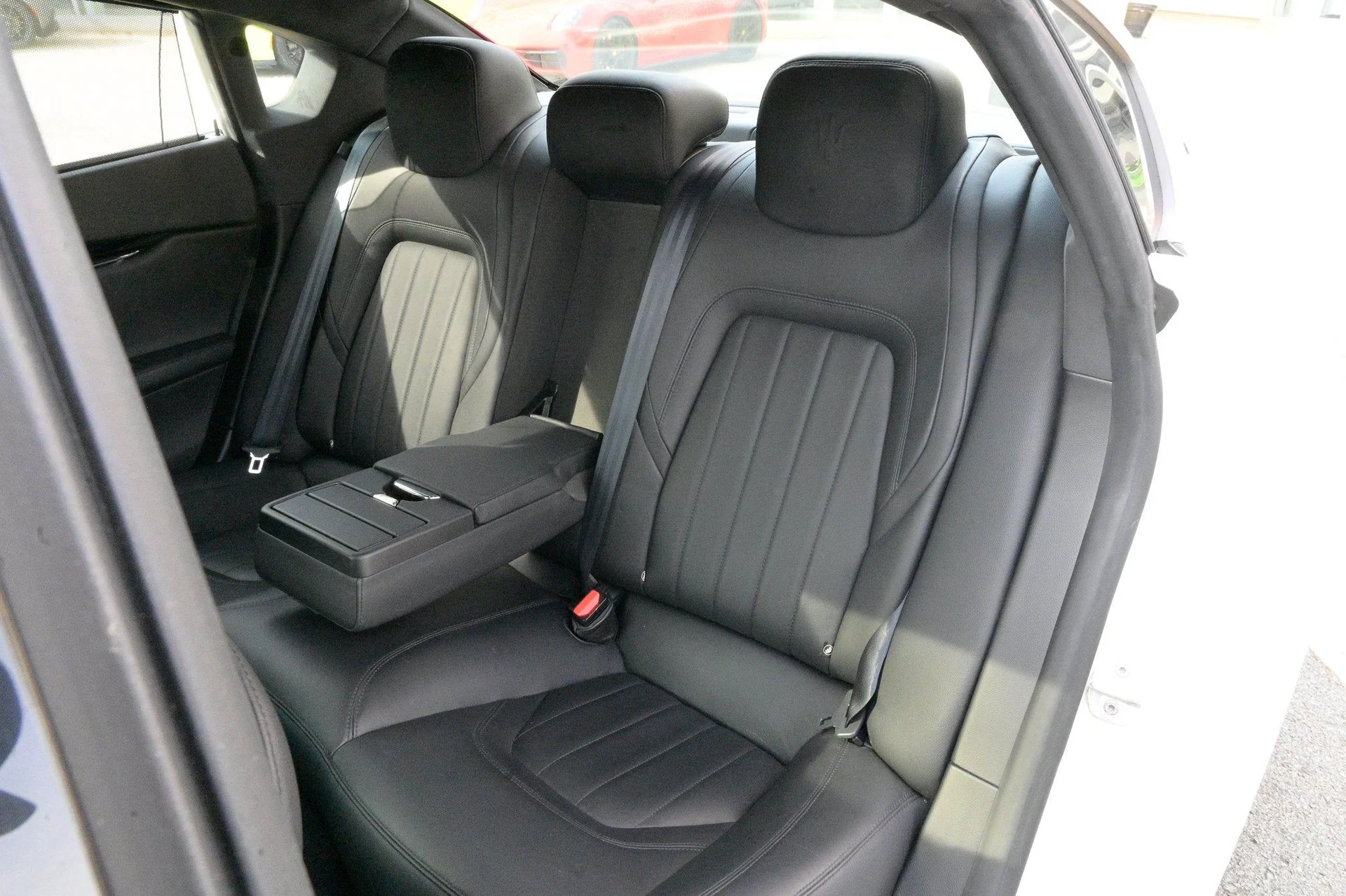 mph035_3093640726_e74279f67d084c2c95e6ad0c5c2f6464_eb00e9772e