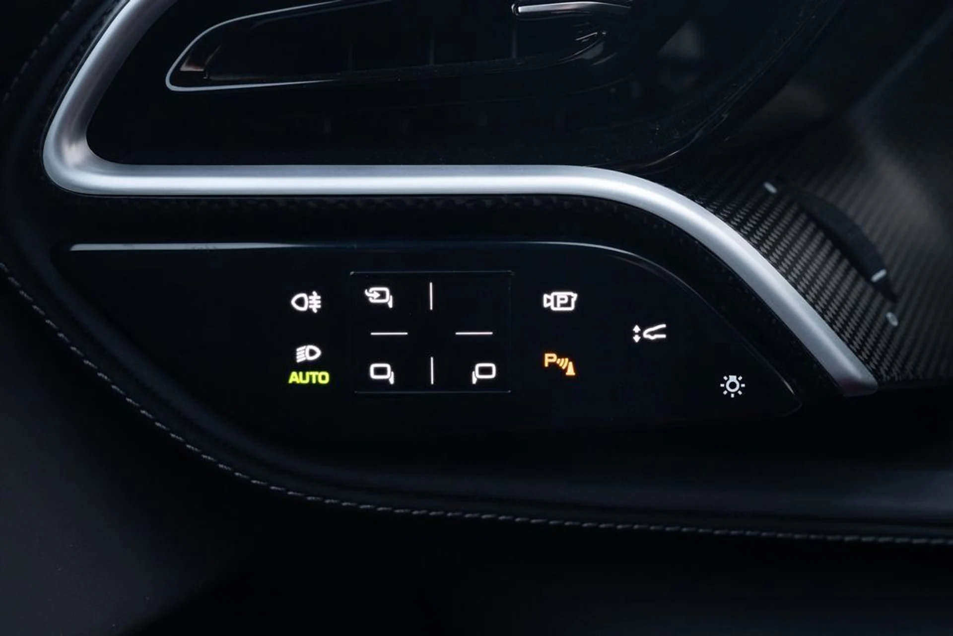 mph035_3093790349_5d2c520a57684063970a935893e44088_eae21feeda