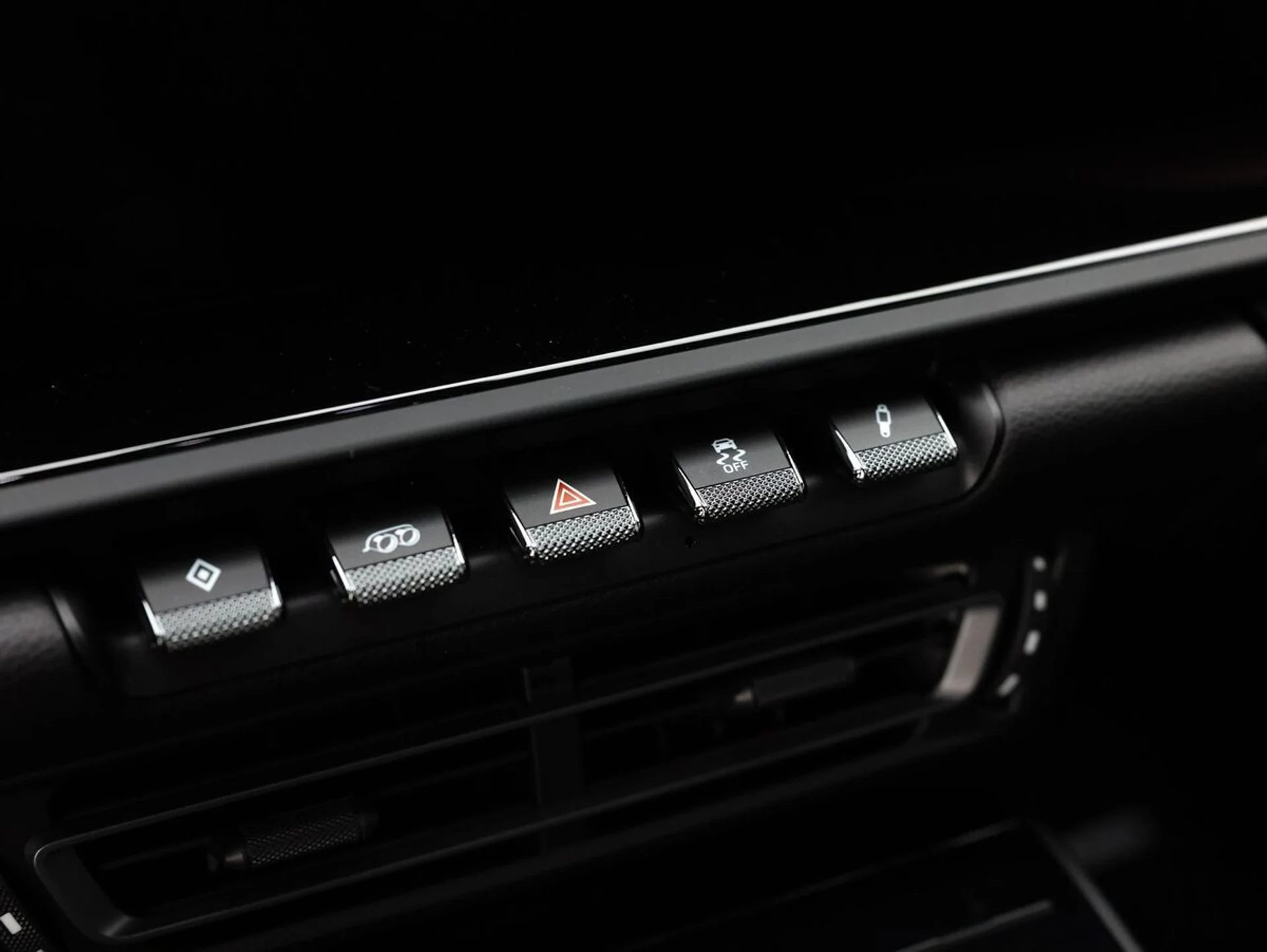 mph035_3101084561_vfzvn51sa082t8a7r8ledau7px4x_7a8d8b7258