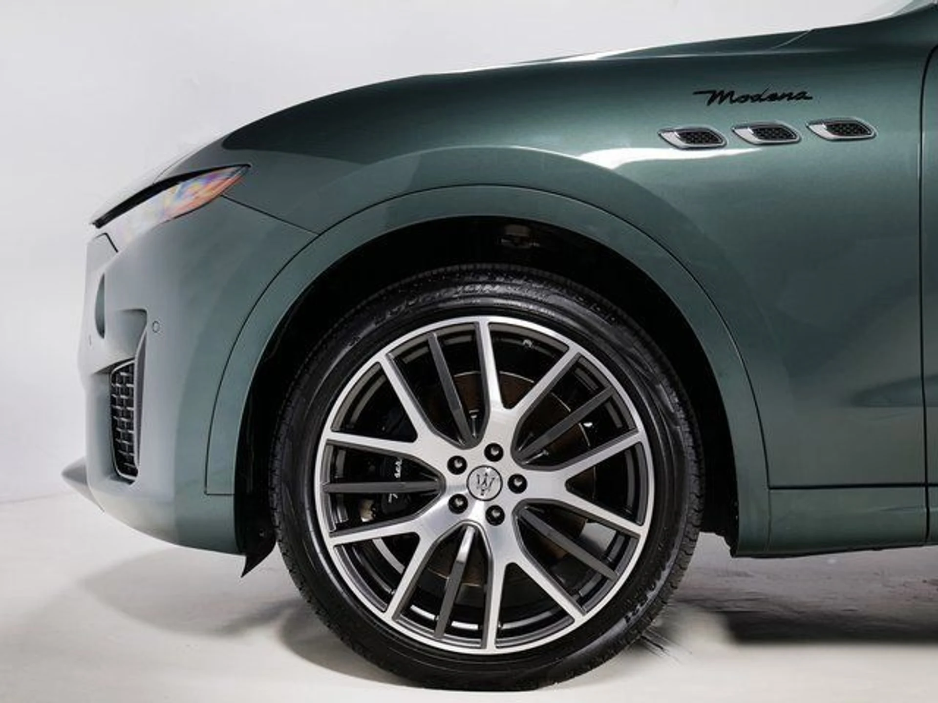 mph035_3127461473_f6427550056c0bbc3588dd16d41c681c_fba99c390e