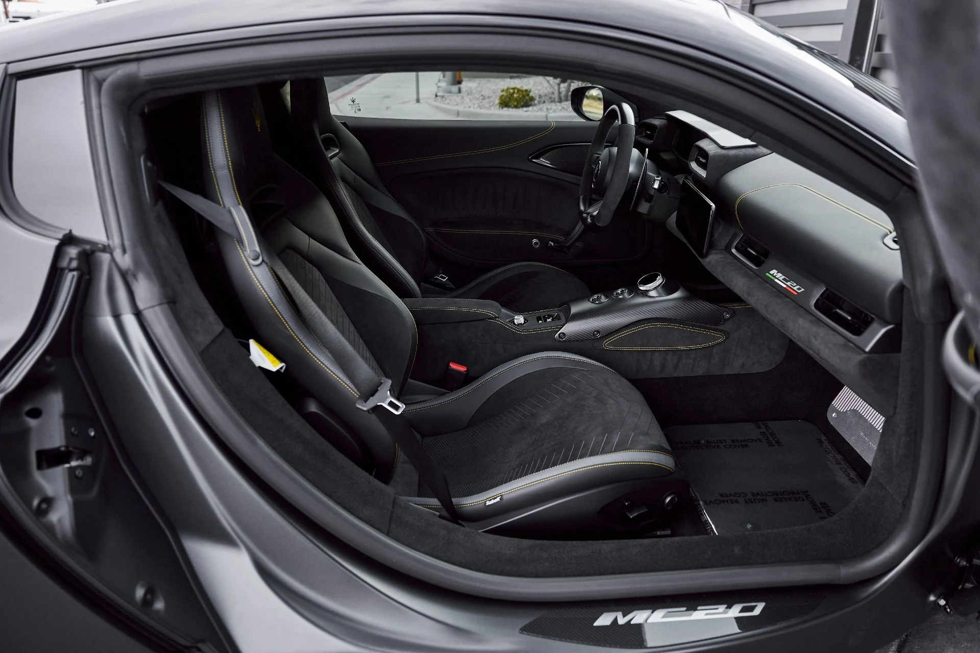mph035_3137084181_Used_2024_Maserati_MC_20_Base_1772679301_33923f54fd