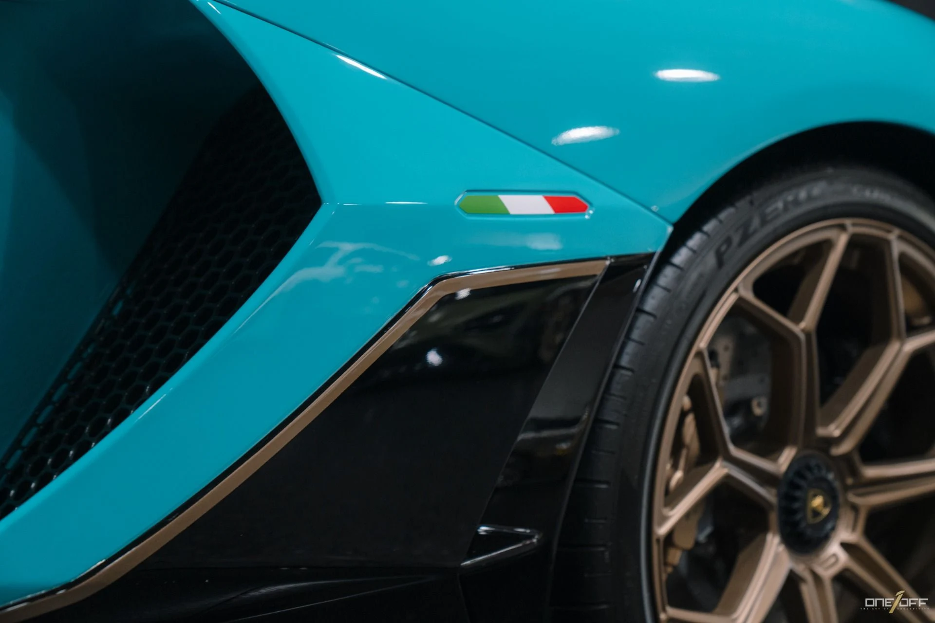mph035_3149502246_Used_2022_Lamborghini_Aventador_LP_780_4_Ultimae_Roadster_620_K_MSRP_in_Blu_Glauco_1781987066_282ecea15d