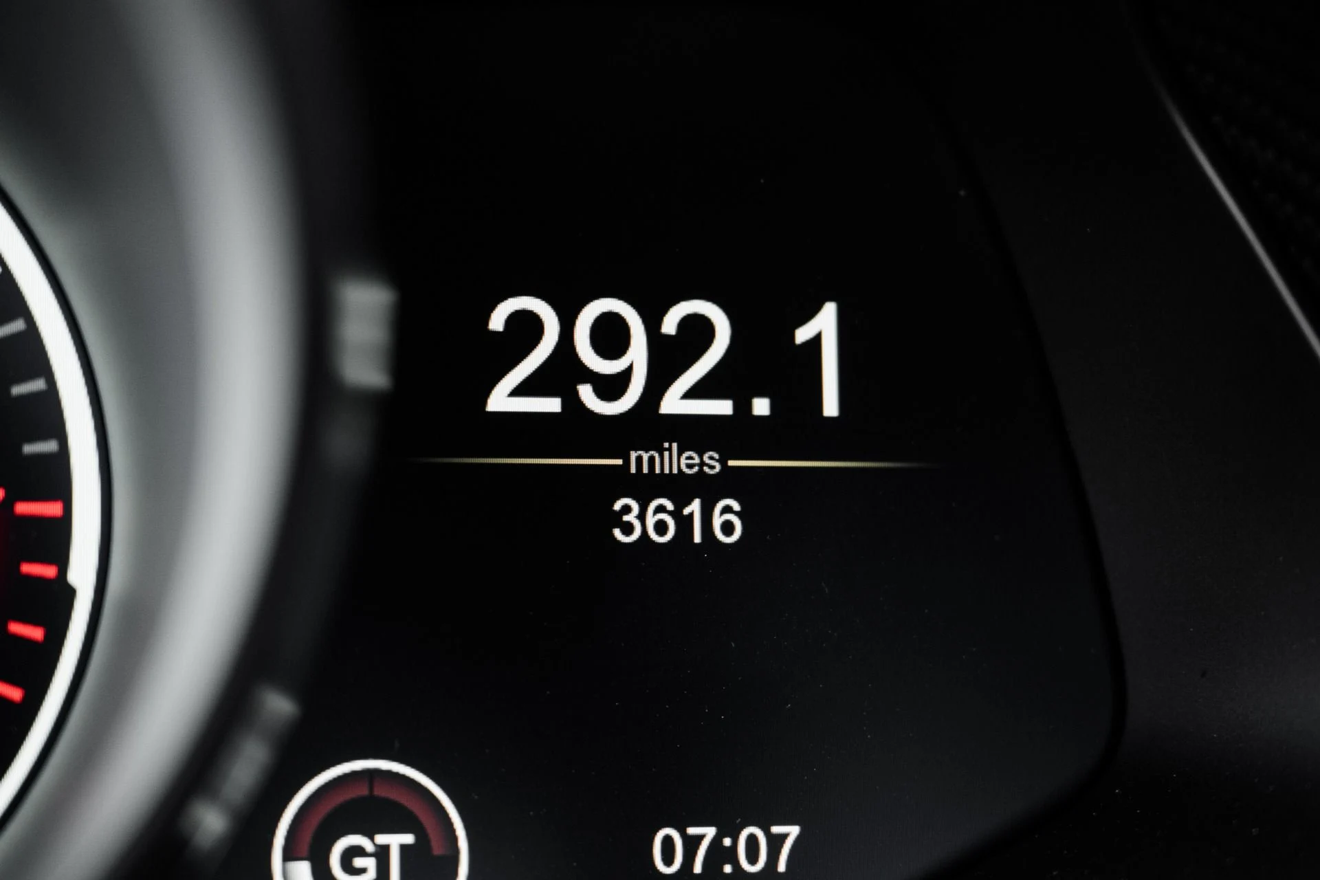 mph035_3152208893_Used_2020_Aston_Martin_DBS_Superleggera_007_OHMSS_Edition_1679175150_50efe187fa