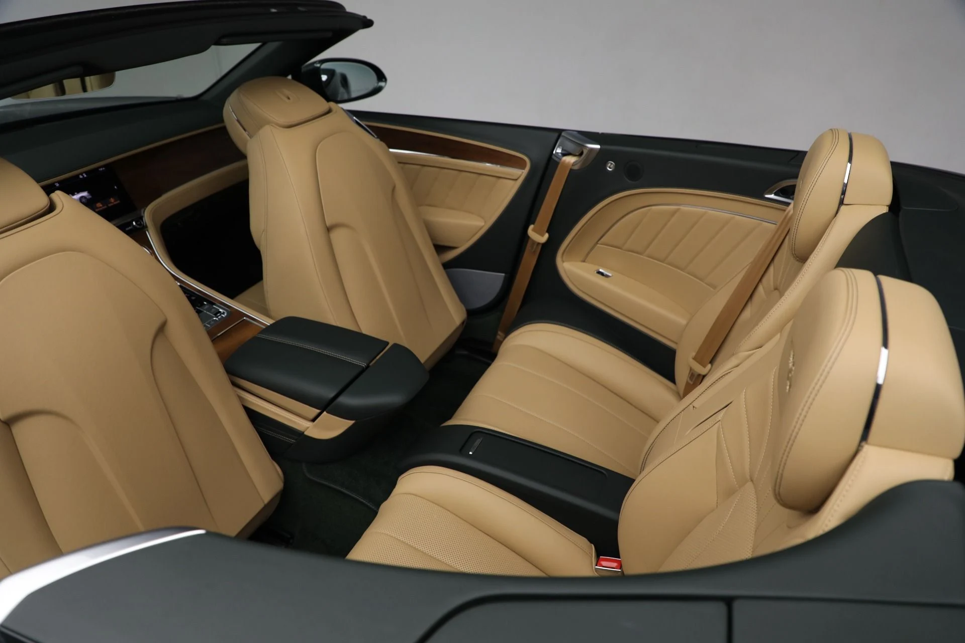 mph035_3158477289_New_2024_Bentley_Continental_GTC_Edition_8_73750ca74b