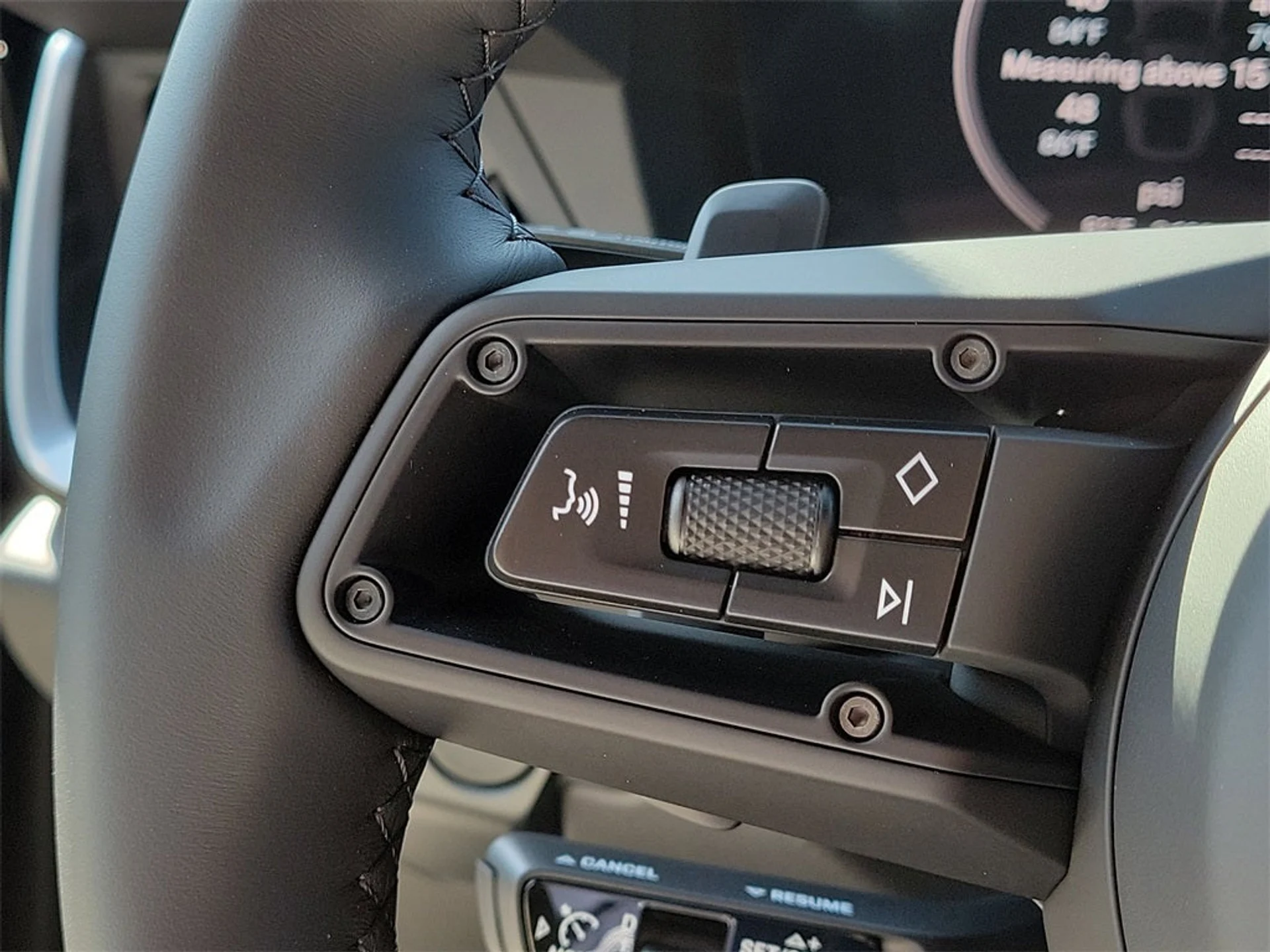 mph035_3159356996_36_377228fe39