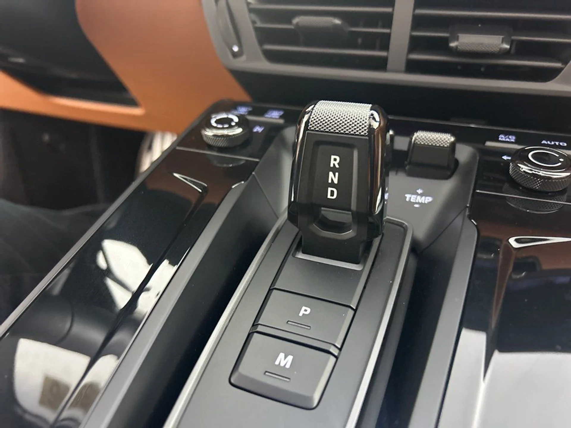 mph035_3174573757_cfe034b74d339a16ce05db685fc6fdec_70561249ae