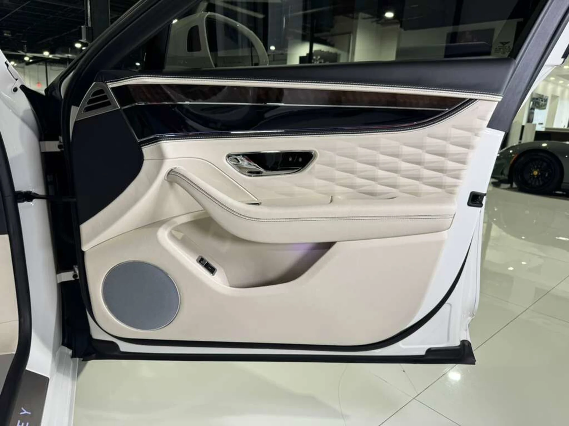 mph035_3182111633_8f01be8ff6538fb748e4f0f26d3d9c2b_e71a2e378c