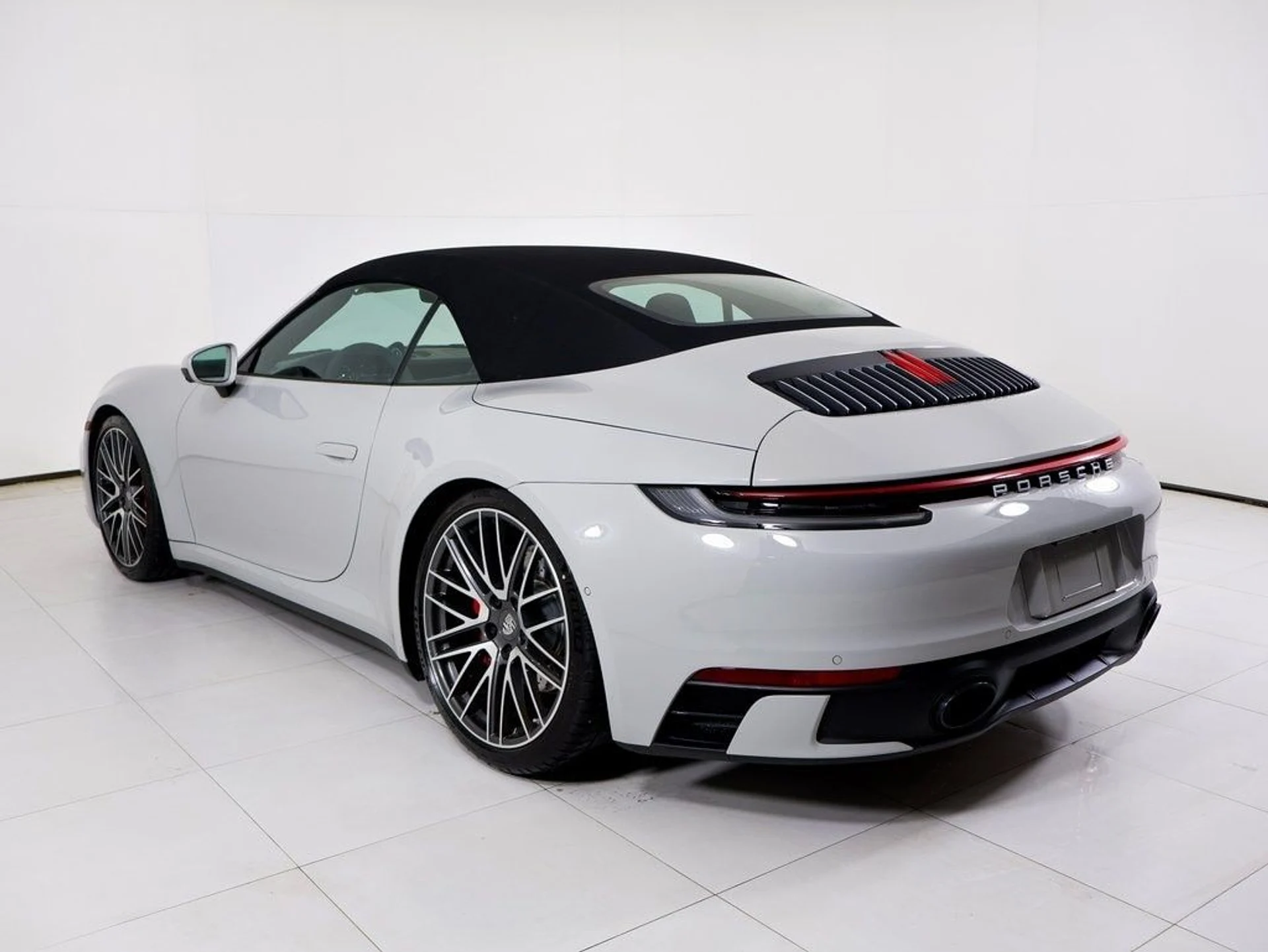 mph035_3186347177_2253a83e213afc5ee1233d91f5d23328x_0b15595046