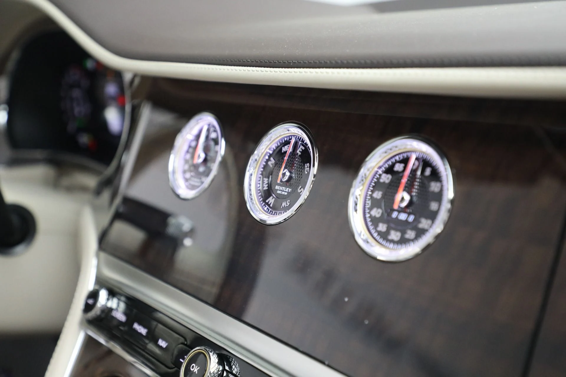 mph035_3189595784_New_2025_Bentley_Continental_GTC_Speed_b9b077d873