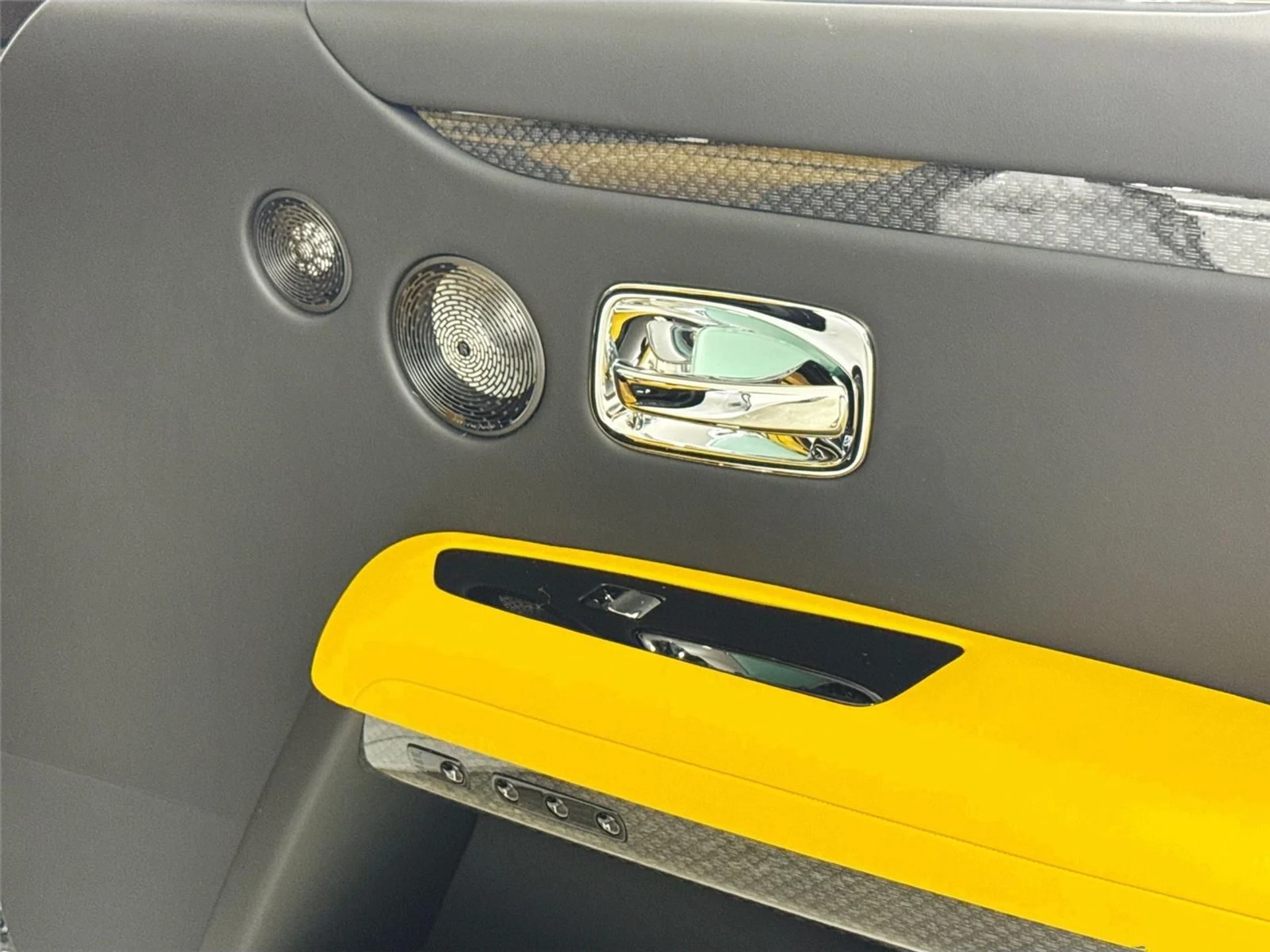 mph035_3215653979_c2f4af7f69a6267e3fa83e5ddf15d11d_4f25b727b6