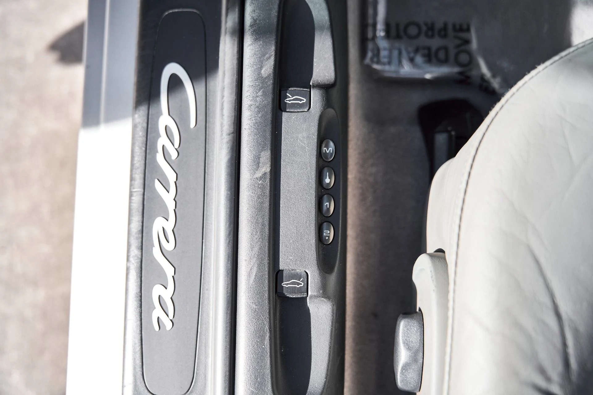 mph035_3239320338_Used_2002_Porsche_911_Carrera_1766458456_4737fb5cbf