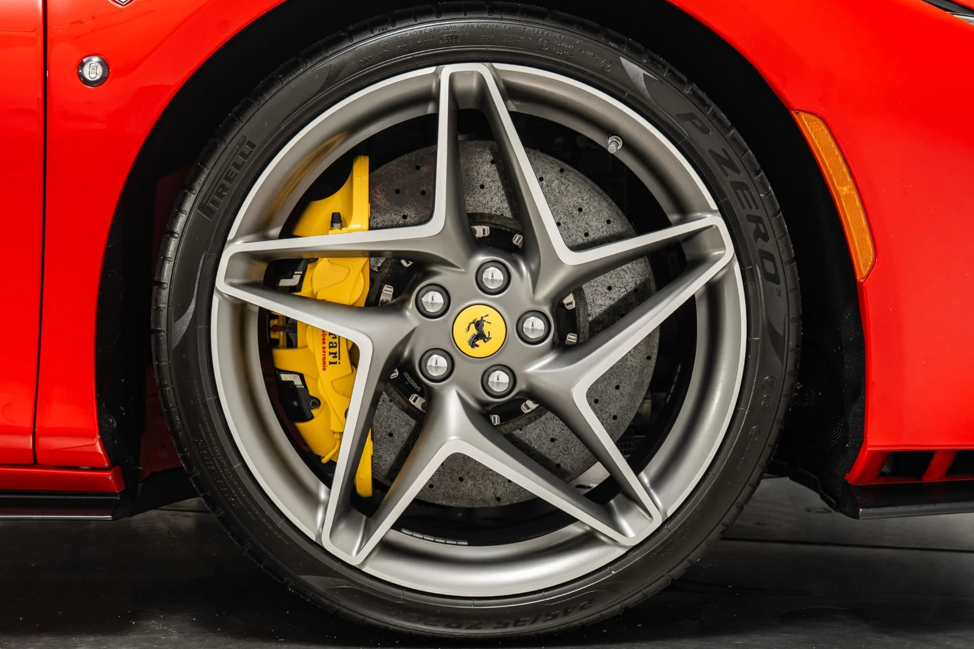 mph035_3247635280_Used_2022_Ferrari_F8_Tributo_1750711259_63ec9419ed