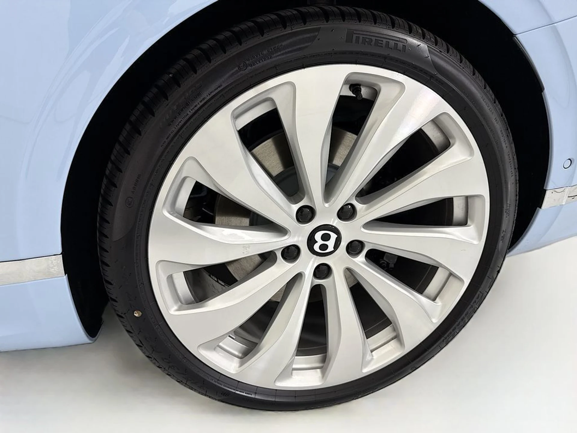 mph035_3254518635_new_2026_bentley_continental_gtc_8119_23033468_36_1024_8a9aade9c2
