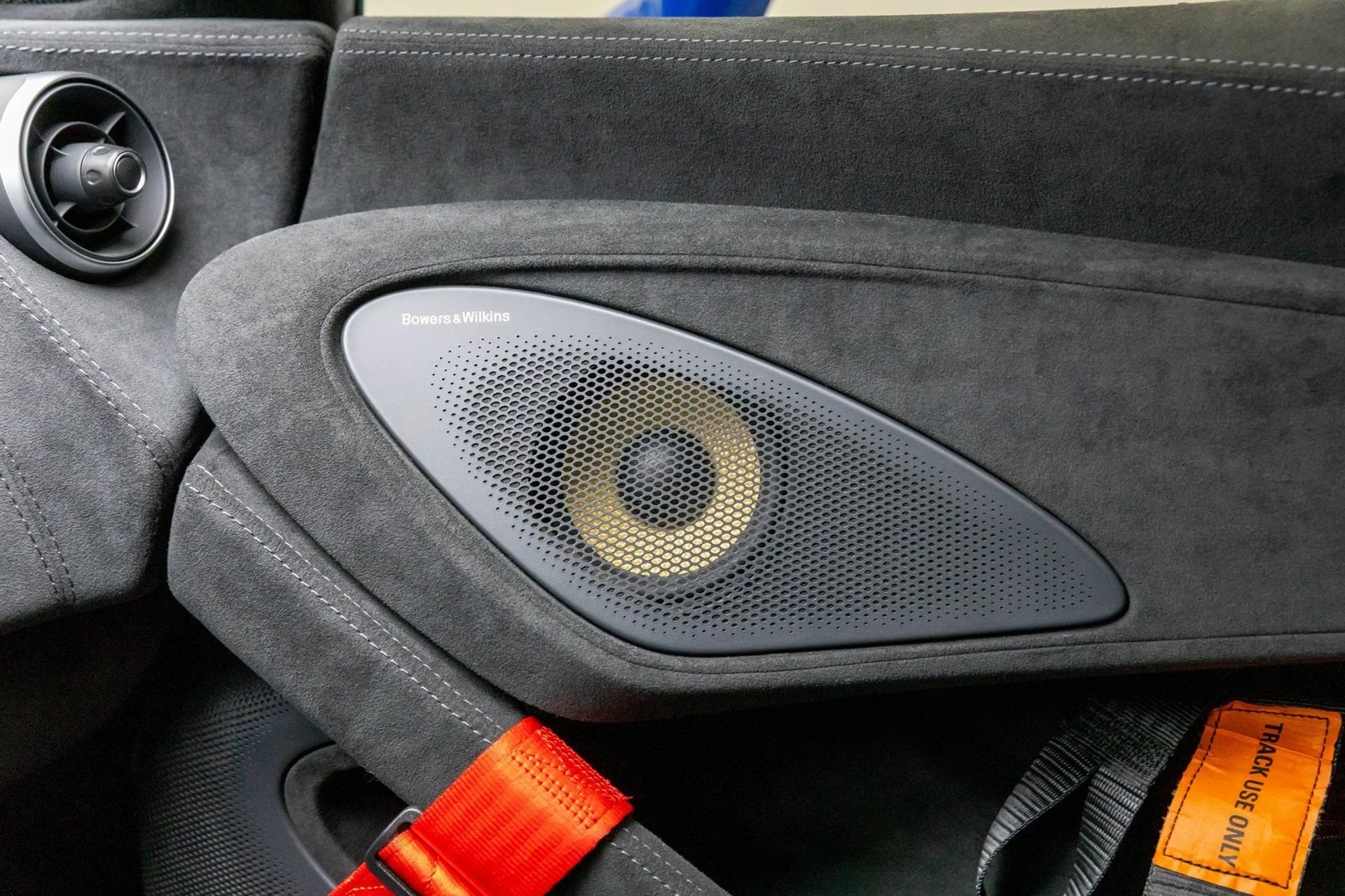 mph035_3264468088_36_eec824168b