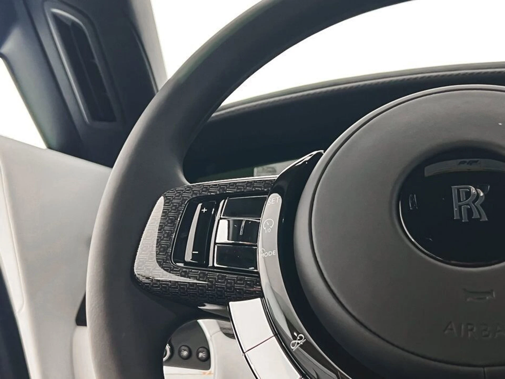 mph035_3271688850_c5b4d8e598c0a000a9fed815851b471bx_fbee997cf1